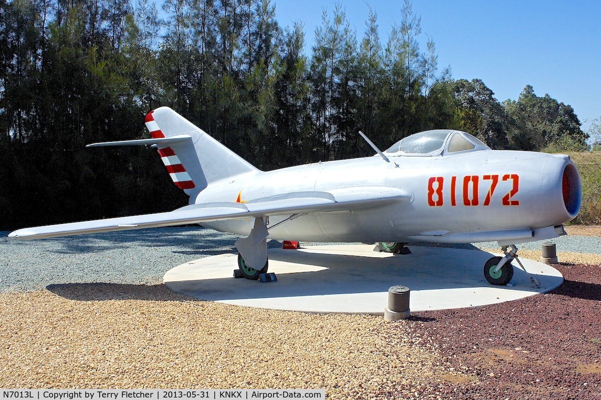 N7013L, Mikoyan-Gurevich MiG-15bis C/N 81072, Displayed at the Flying Leatherneck Aviation Museum in San Diego, California
