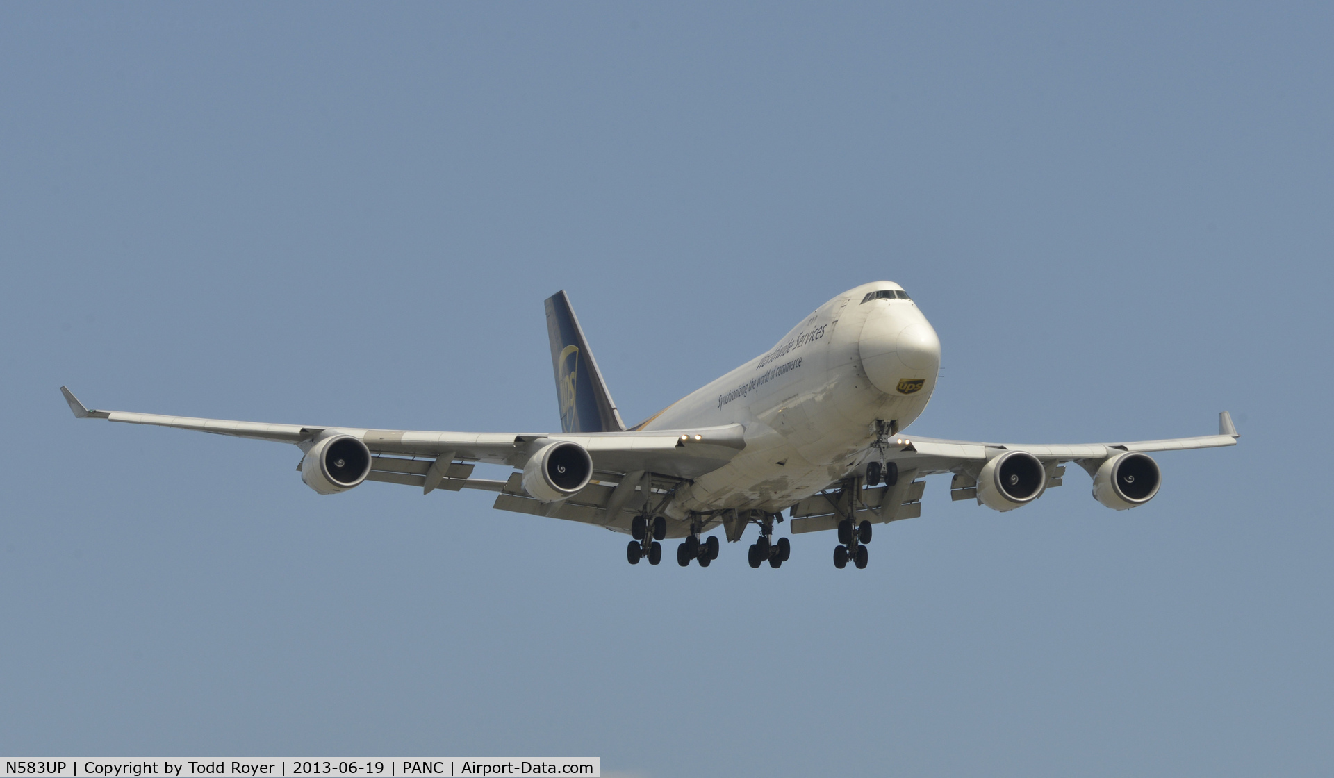 N583UP, 1993 Boeing 747-4R7F C/N 25867, Arriving at Anchorage