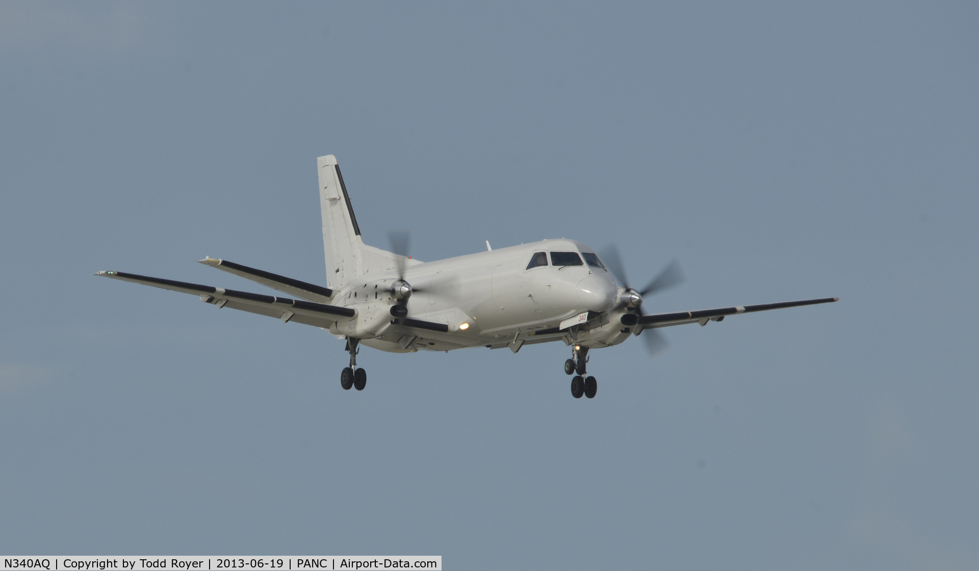 N340AQ, 1984 Saab-Fairchild SF340 C/N 340A-019, Arriving at Anchorage