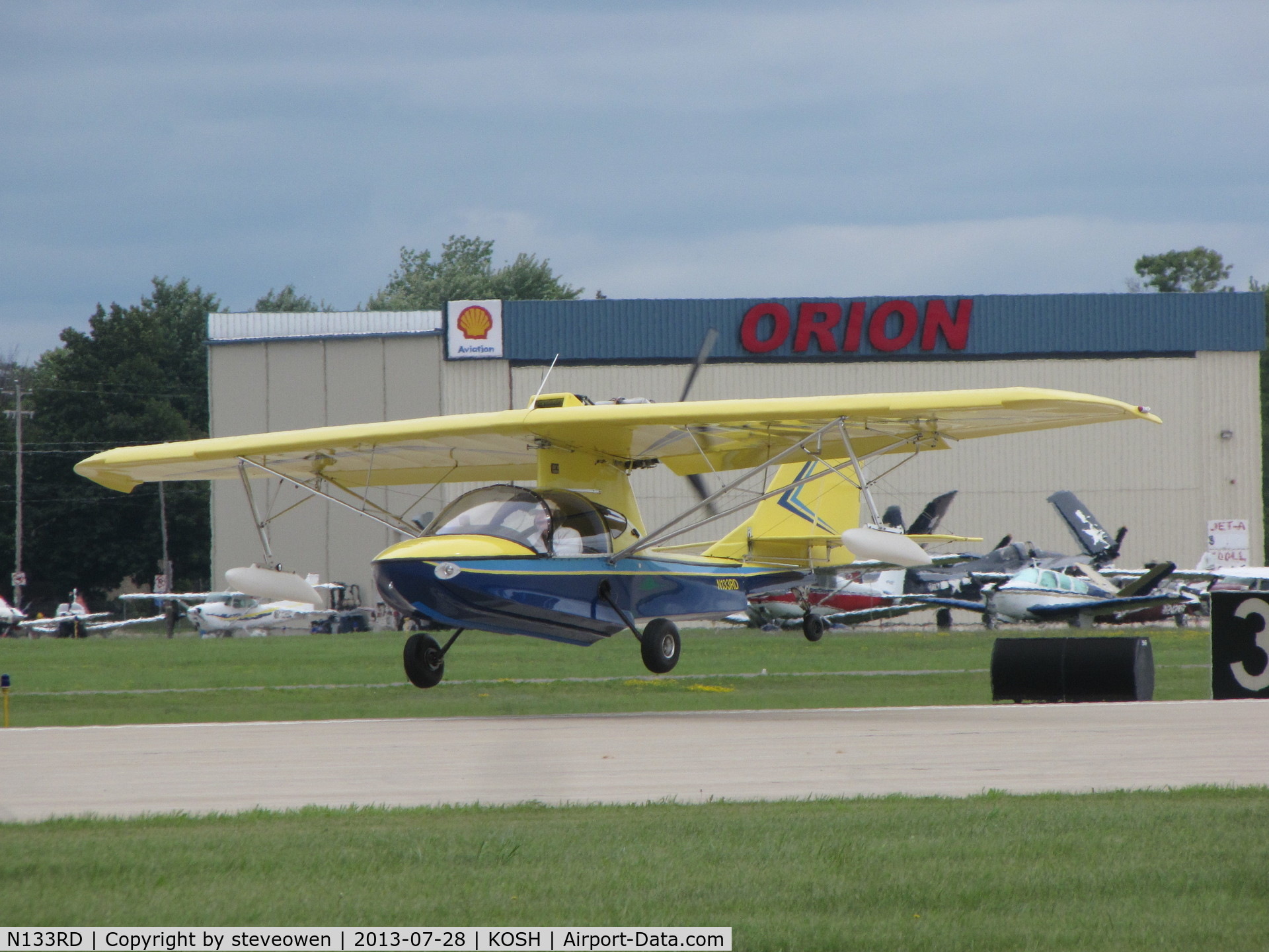 N133RD, 2007 Progressive Aerodyne Searey C/N 1DK396C, Landing Oshkosh