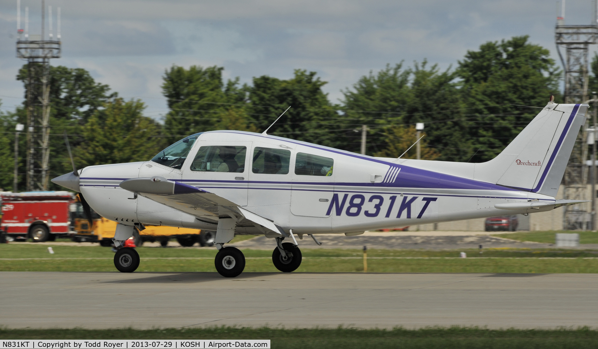 N831KT, 1974 Beech C23 Sundowner 180 C/N M-1548, Airventure 2013