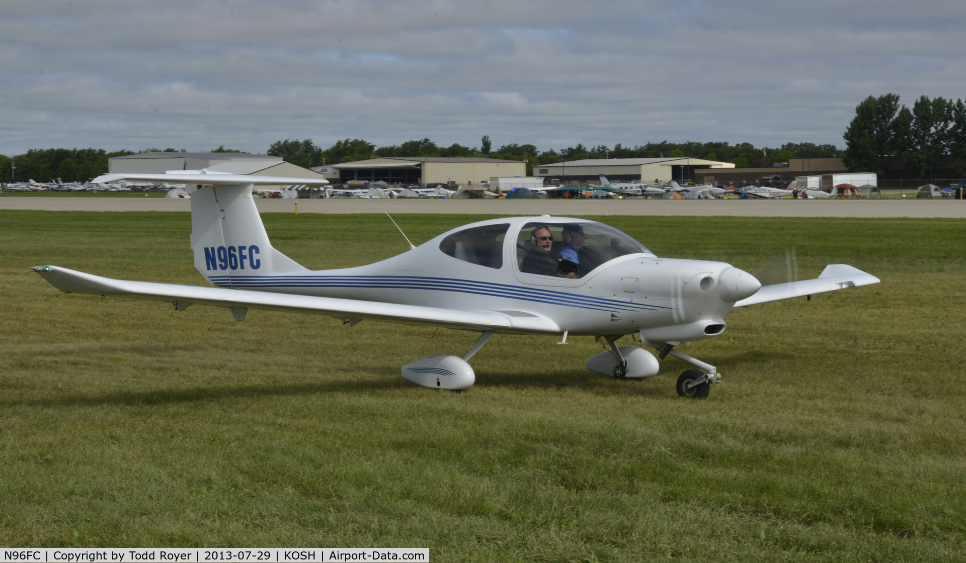 N96FC, 2006 Diamond DA-40F Diamond Star C/N 40.FC015, Airventure 2013