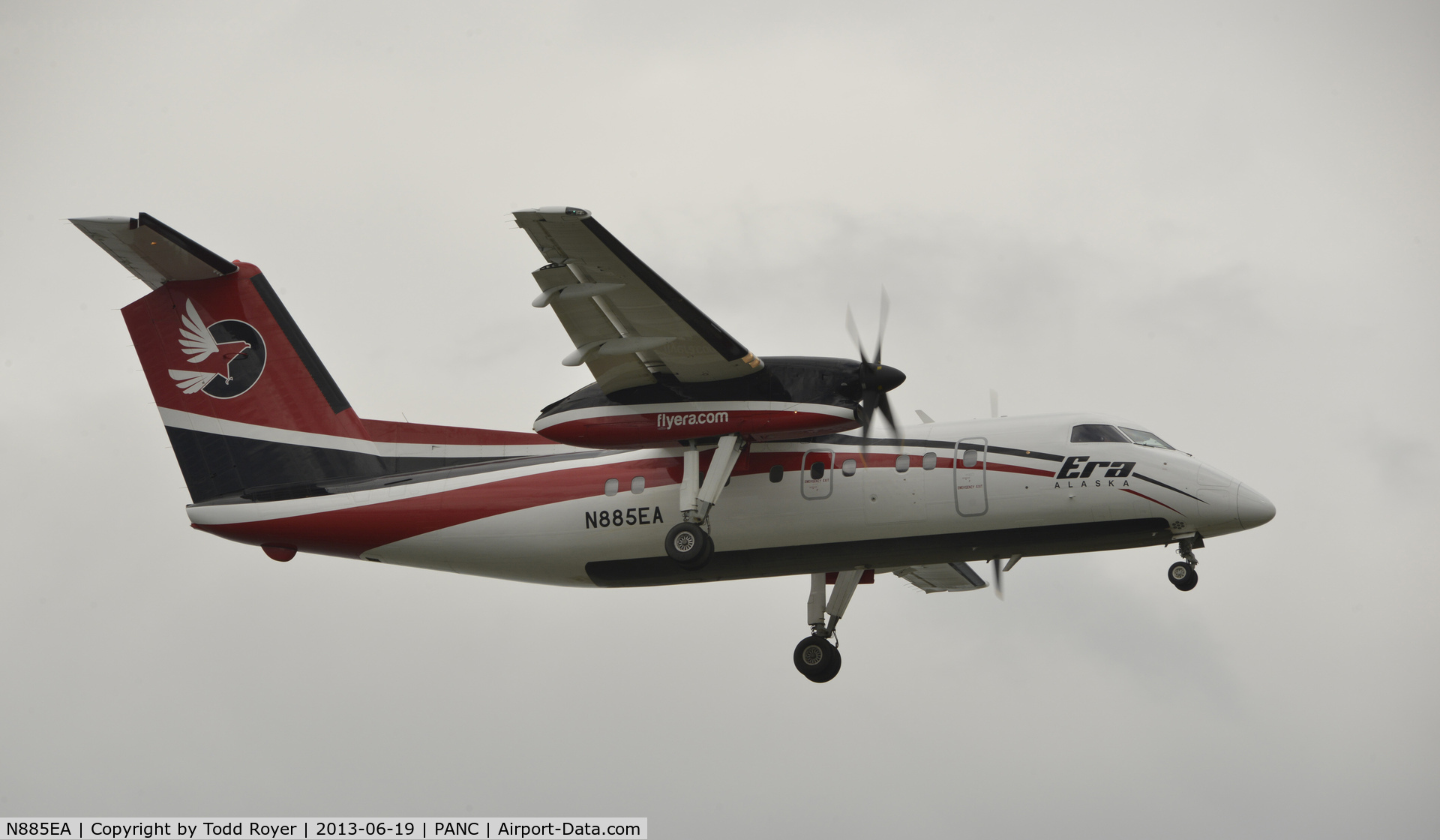 N885EA, 1992 De Havilland Canada DHC-8-106 Dash 8 C/N 341, Arriving at Anchorage