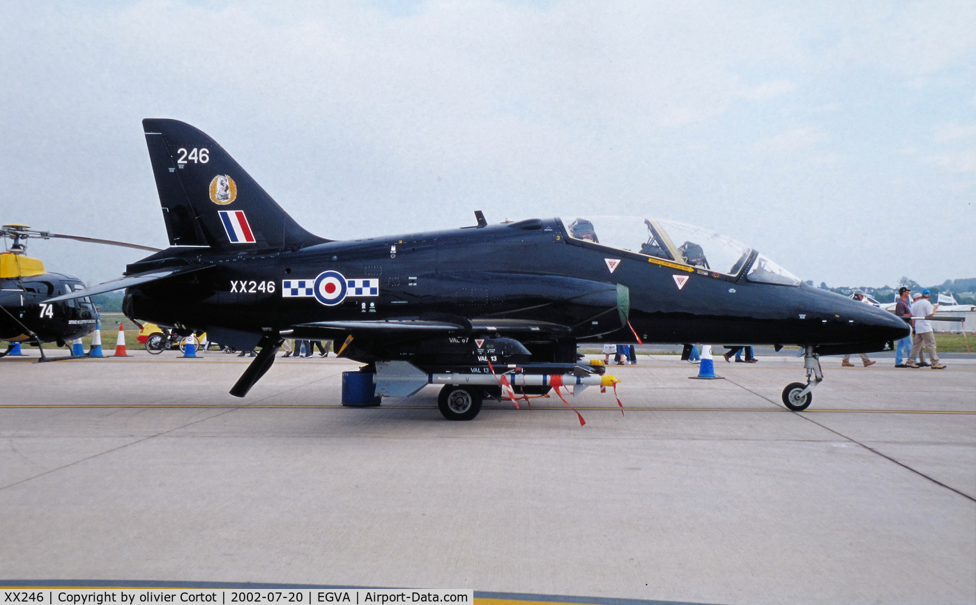XX246, 1978 Hawker Siddeley Hawk T.1A C/N 082/312082, Fully loaded, RIAT 2002