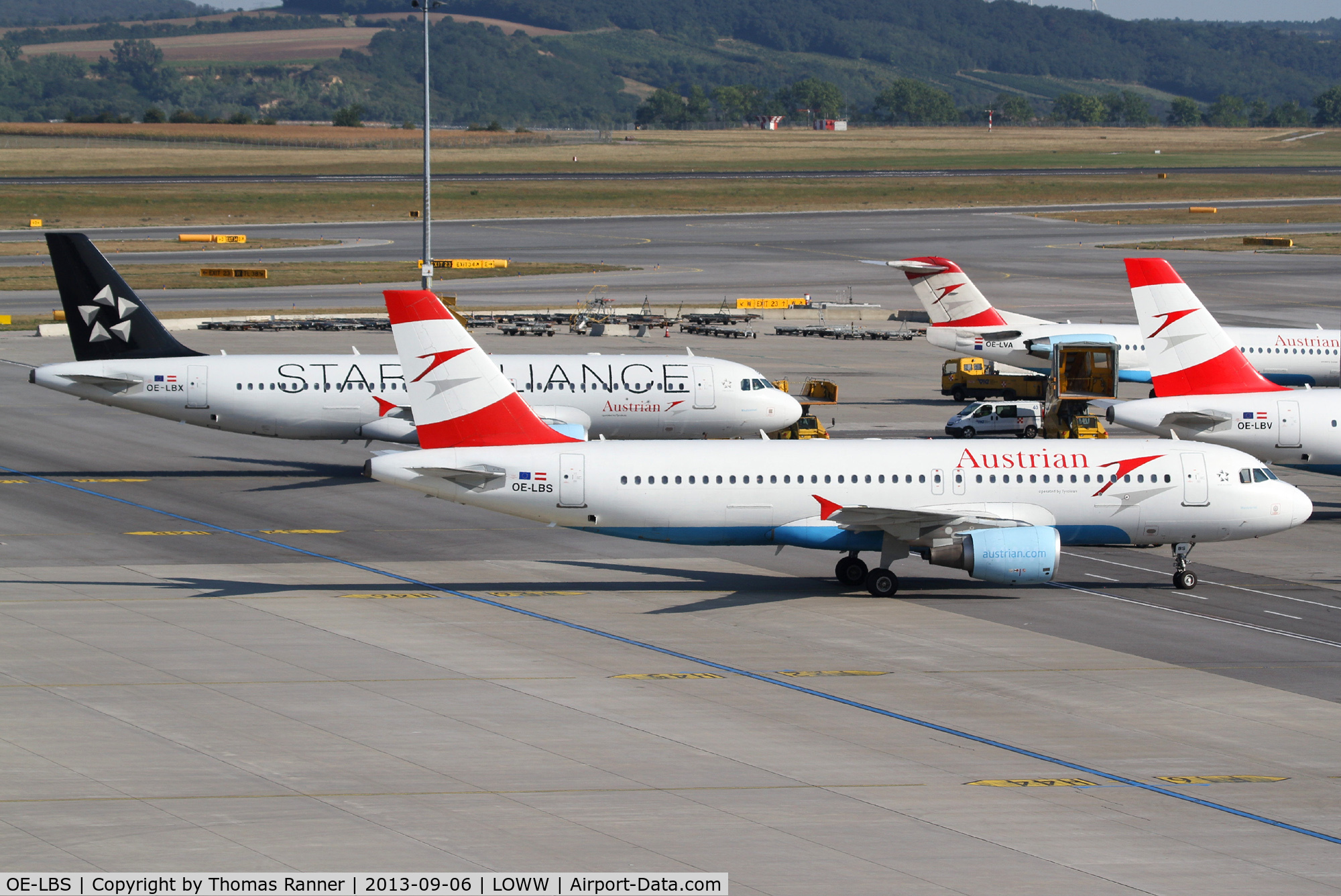 OE-LBS, 2000 Airbus A320-214 C/N 1189, Austrian A320