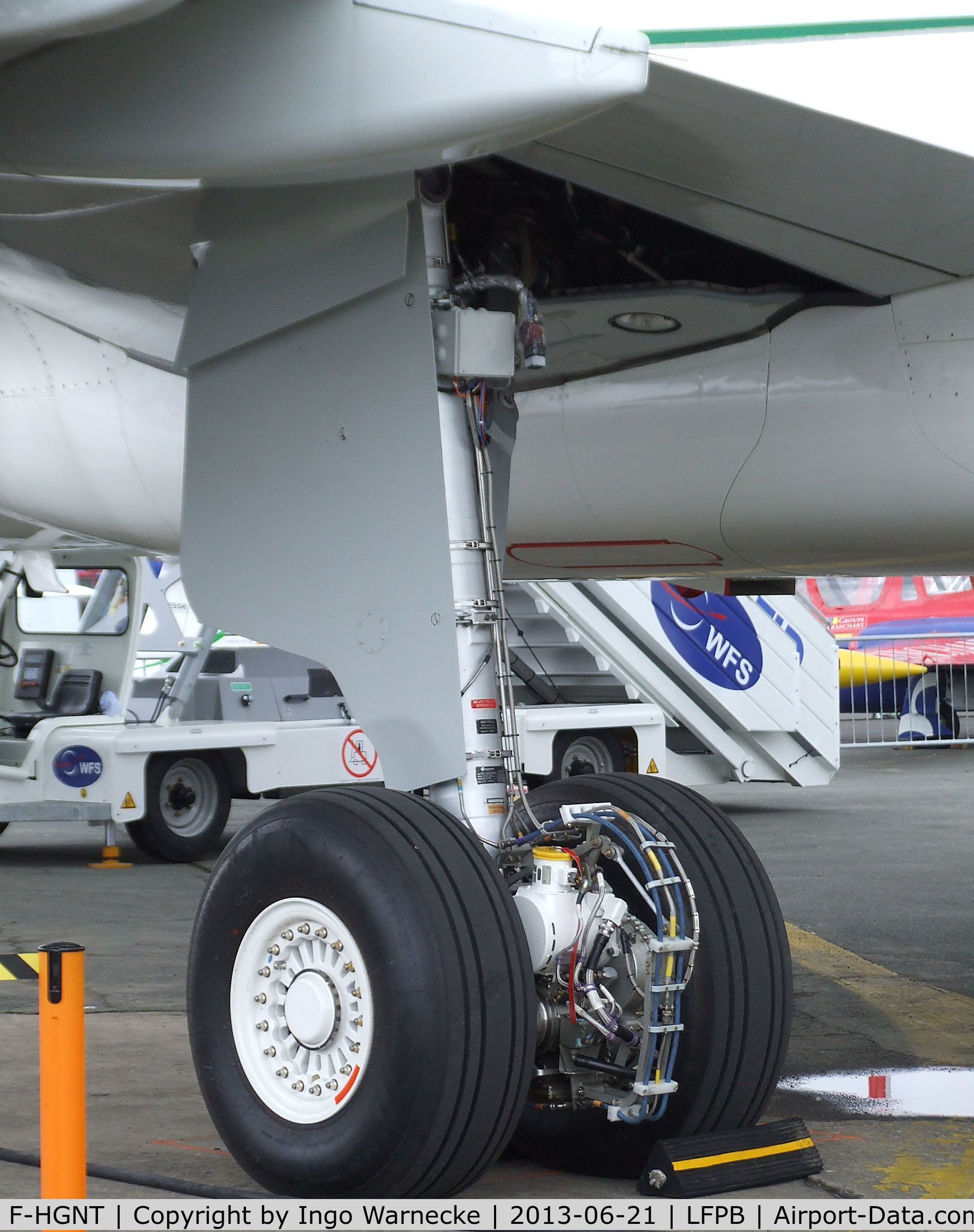 F-HGNT, 1991 Airbus A320-211 C/N 234, Airbus A320-211 demonstrator with electrically driven undercarriage for 