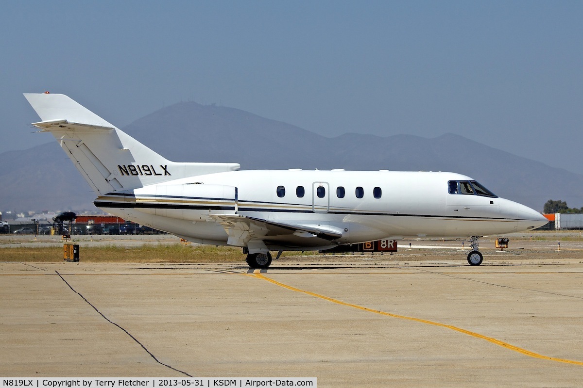 N819LX, 2001 Raytheon Hawker 800XP C/N 258543, At Brown Field Municipal Airport, San Diego, California