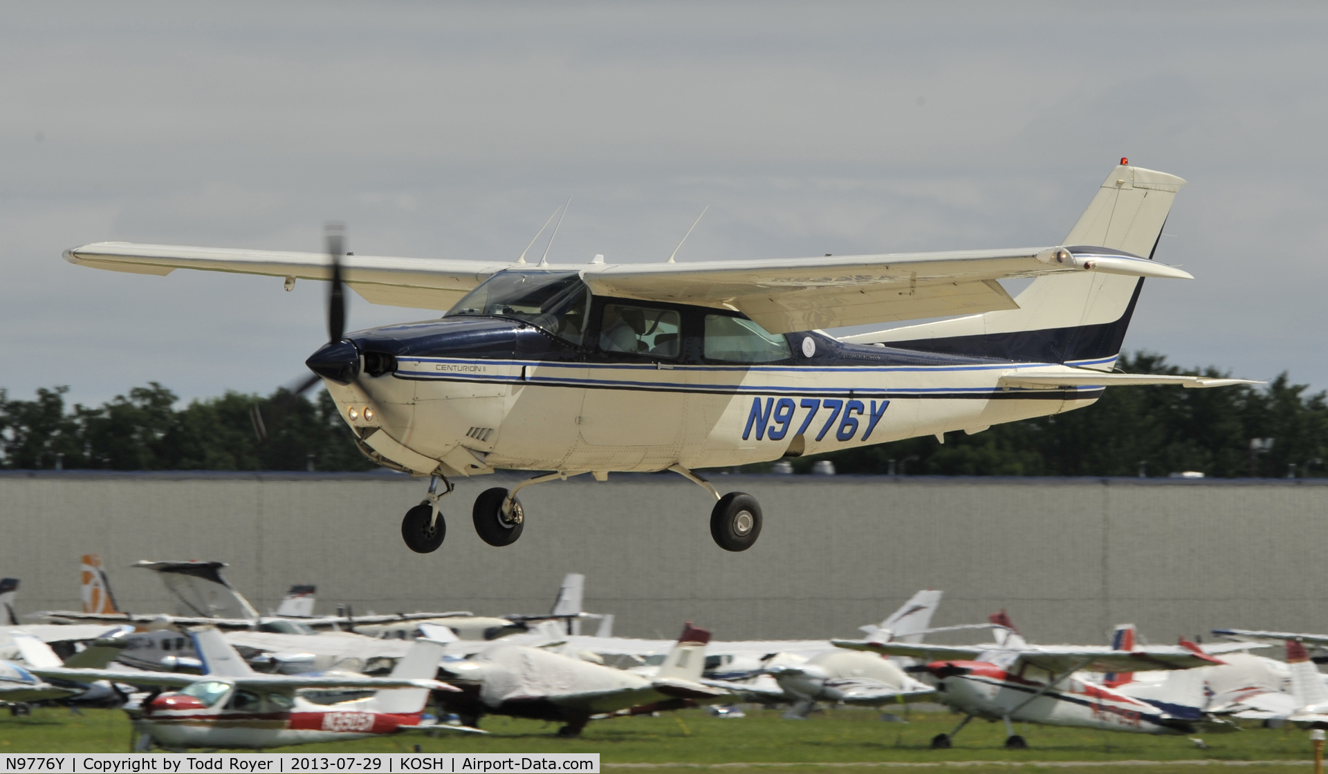 N9776Y, 1981 Cessna 210N Centurion C/N 21064595, Airventure 2013