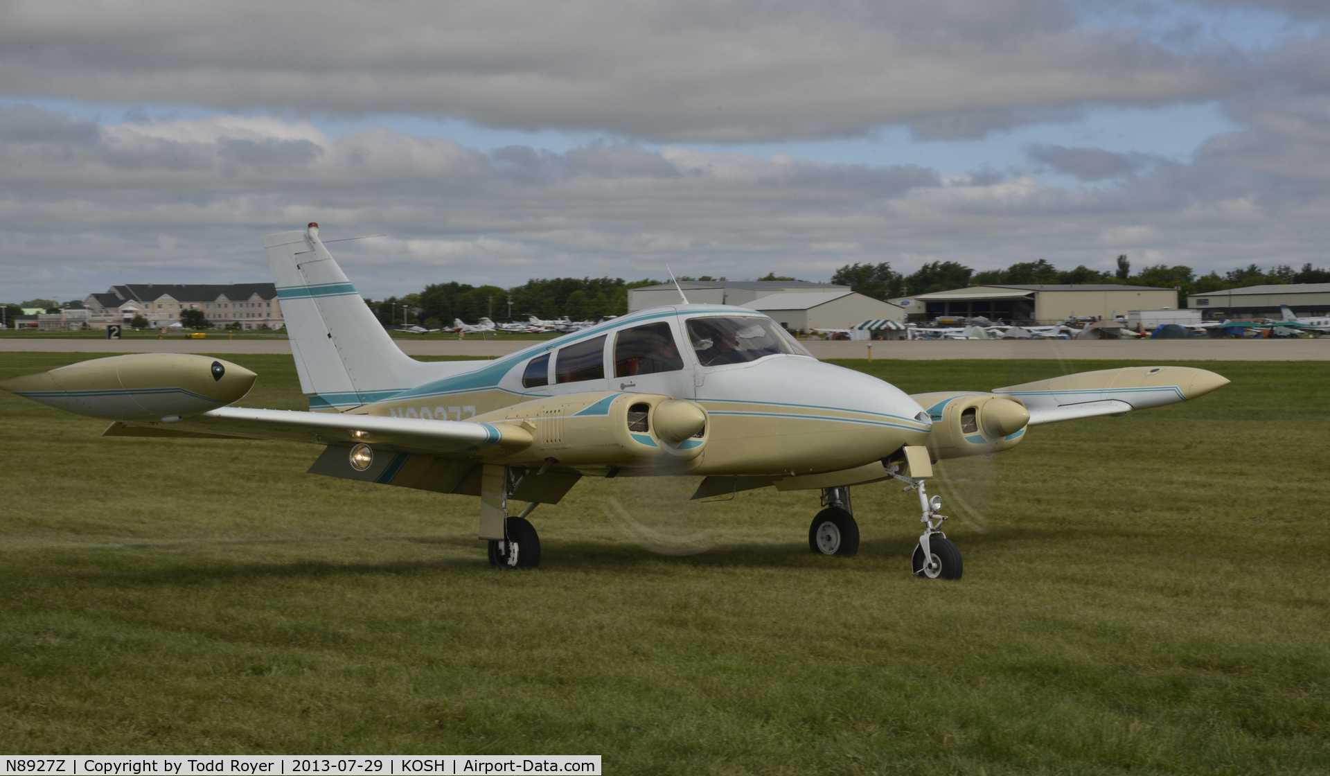 N8927Z, 1962 Cessna 310G C/N 310G-0027, Airventue 2013