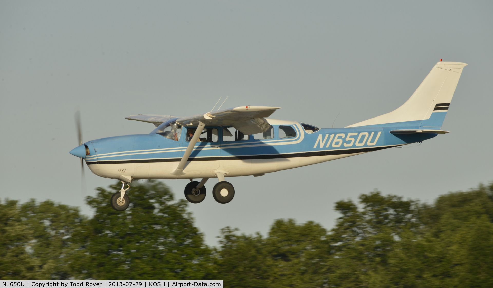 N1650U, 1974 Cessna 207 C/N 20700250, Airventure 2013