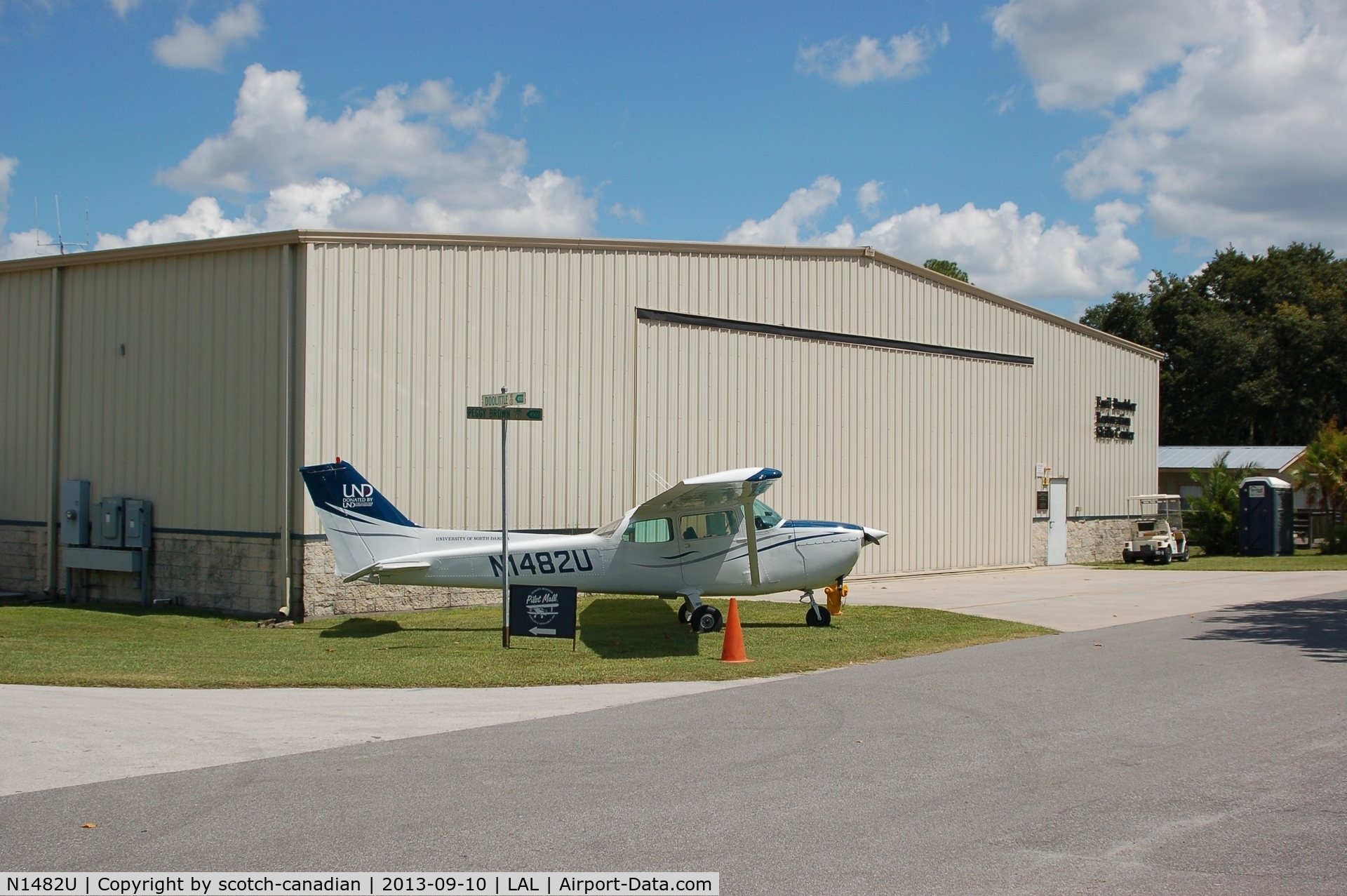 N1482U, 1976 Cessna 172M C/N 17267149, 1976 Cessna 172M, N1482U at the Florida Air Museum, Lakeland Linder Regional Airport, Lakeland, FL