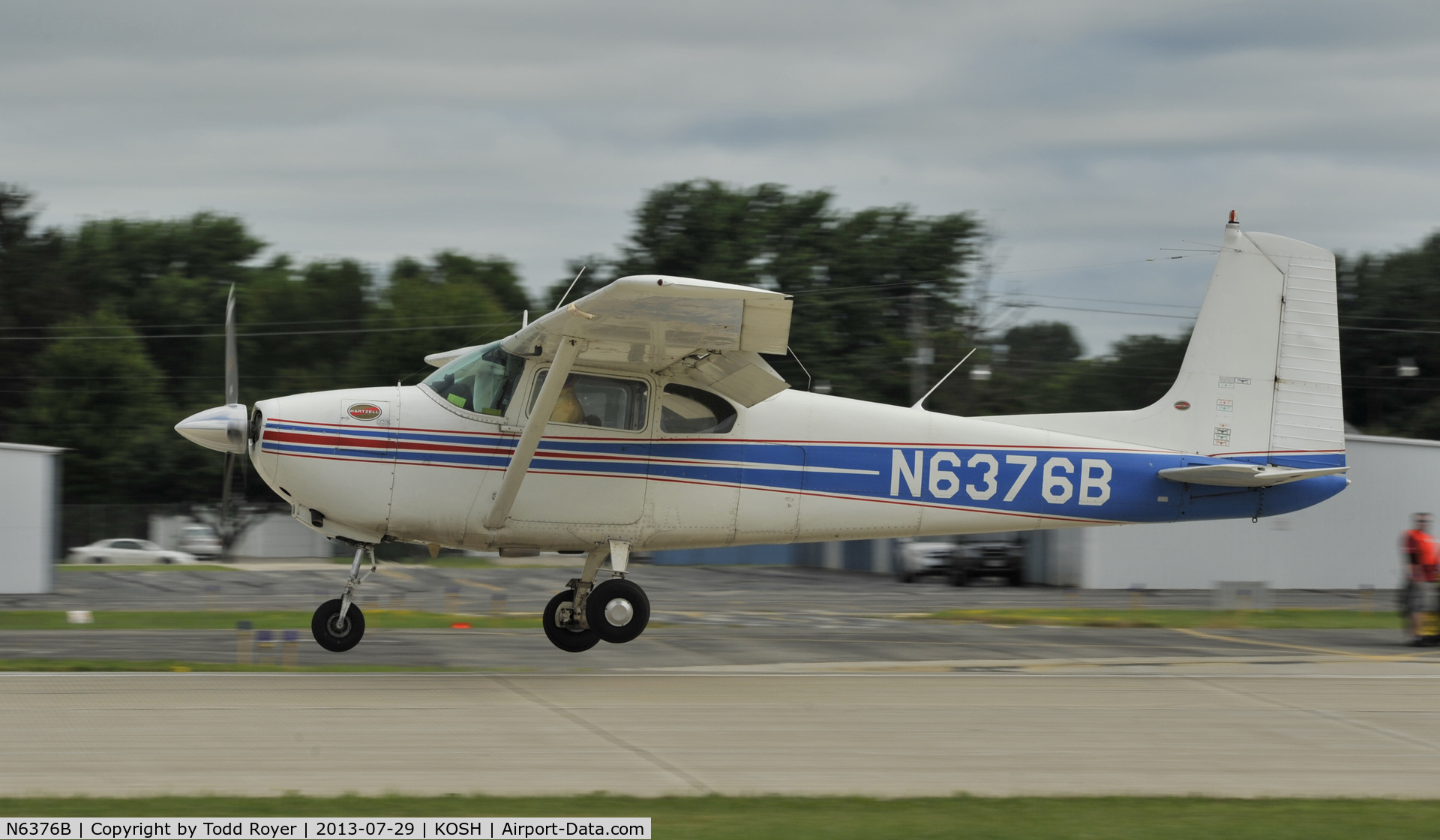 N6376B, 1957 Cessna 182A Skylane C/N 34276, Airventure 2013