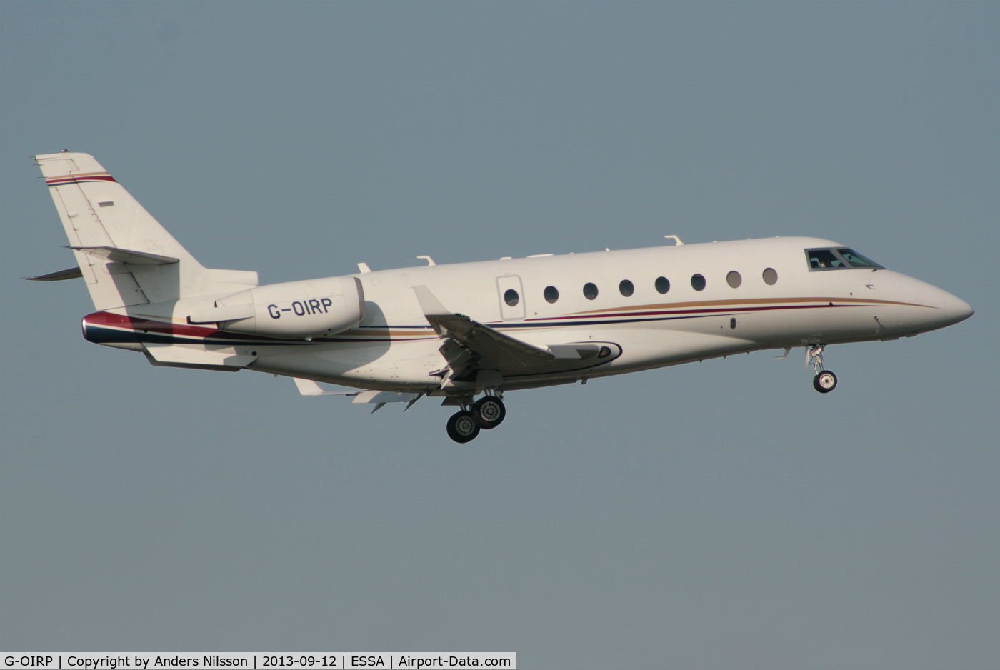 G-OIRP, 2006 Israel Aircraft Industries Gulfstream 200 C/N 142, On short final for runway 01L.