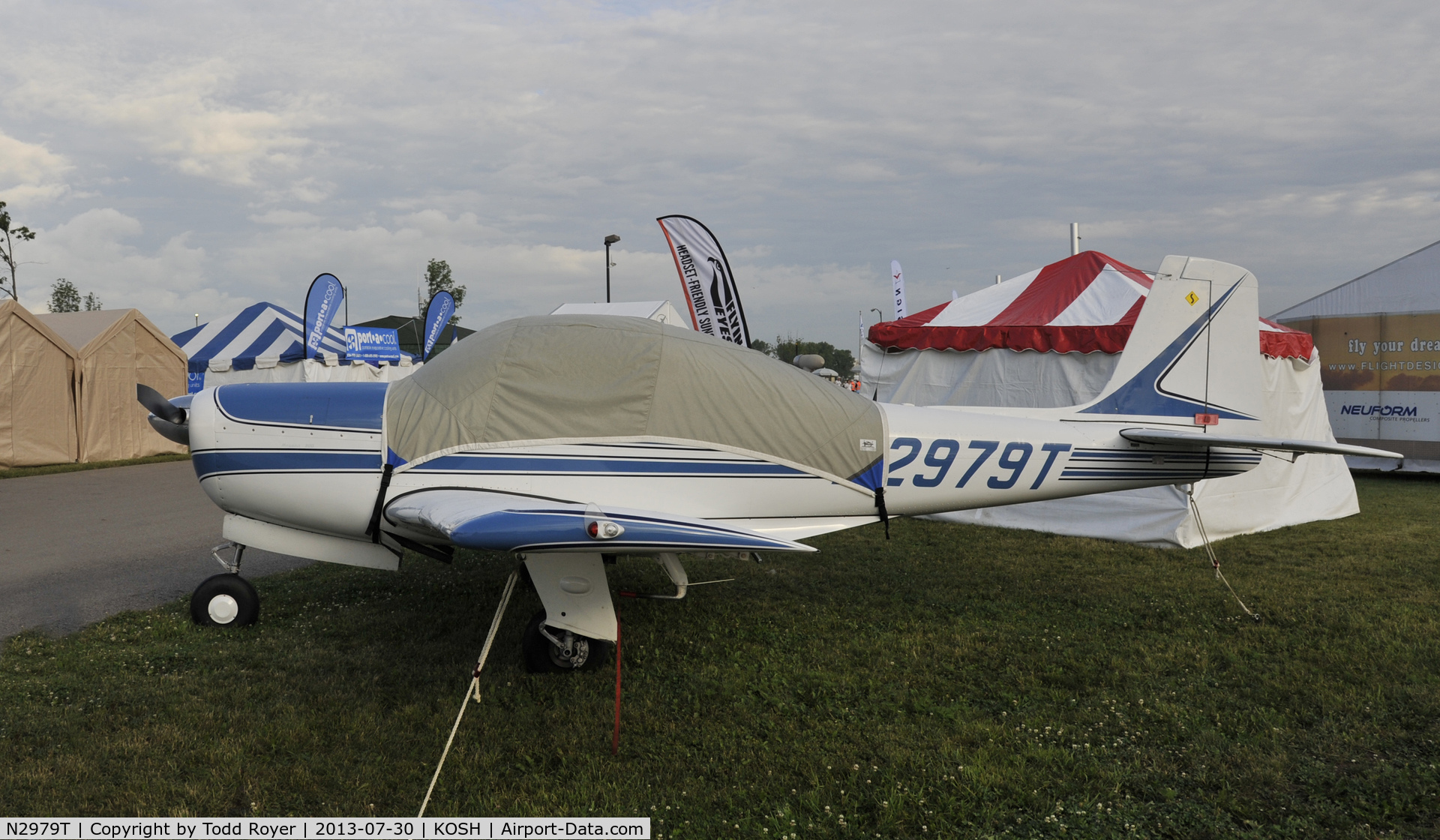 N2979T, 1966 Aero Commander 200D C/N 345, Airventure 2013