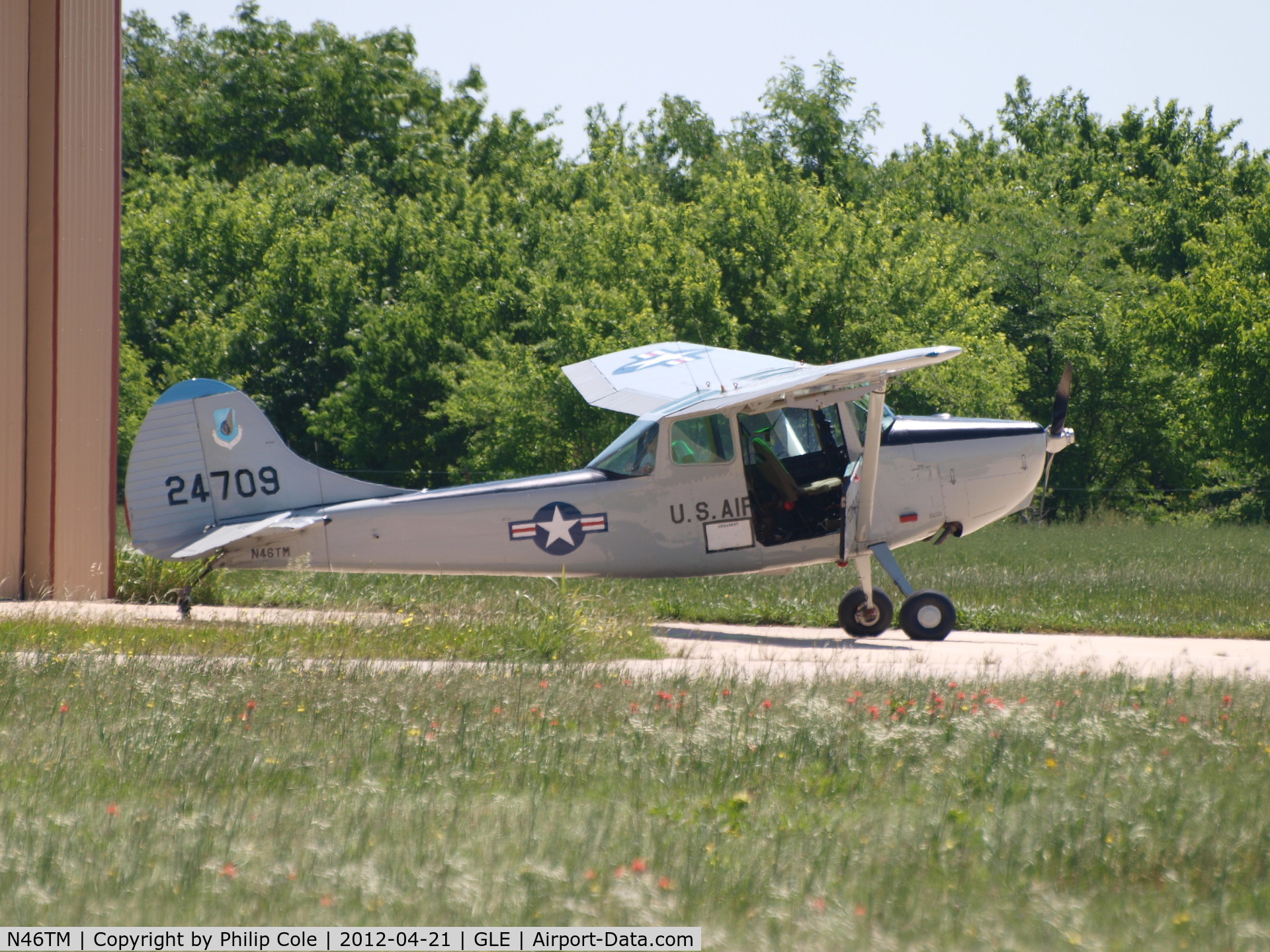 N46TM, Cessna 305C (0-1E) C/N 24709, Visitor