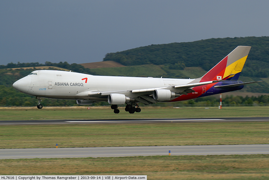 HL7616, 2004 Boeing 747-446F (SCD) C/N 33748, Asiana Airlines Boeing 747-400