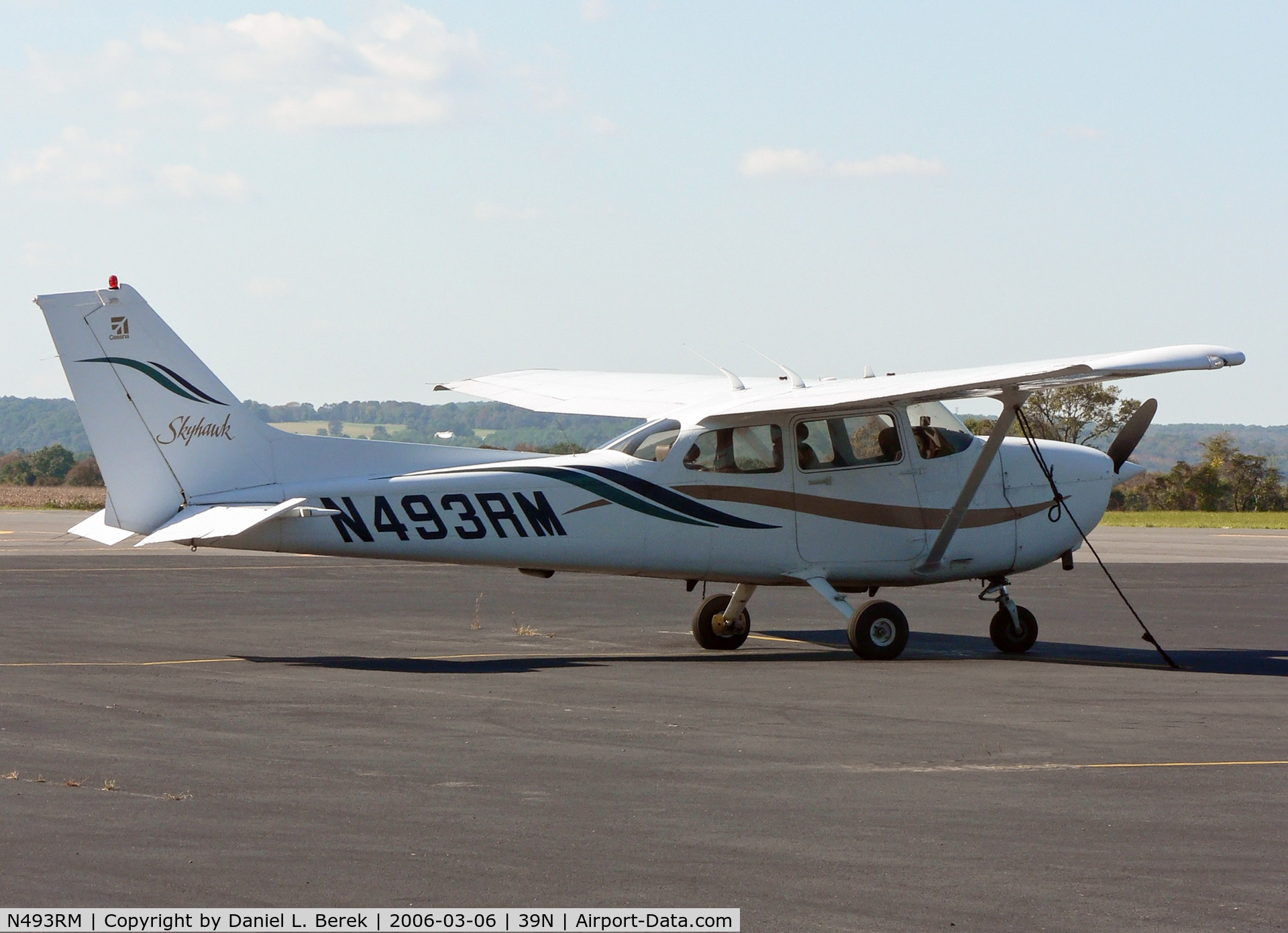 N493RM, 1999 Cessna 172R C/N 17280784, A handsome Skyhawk sits at Princeton Airport.
