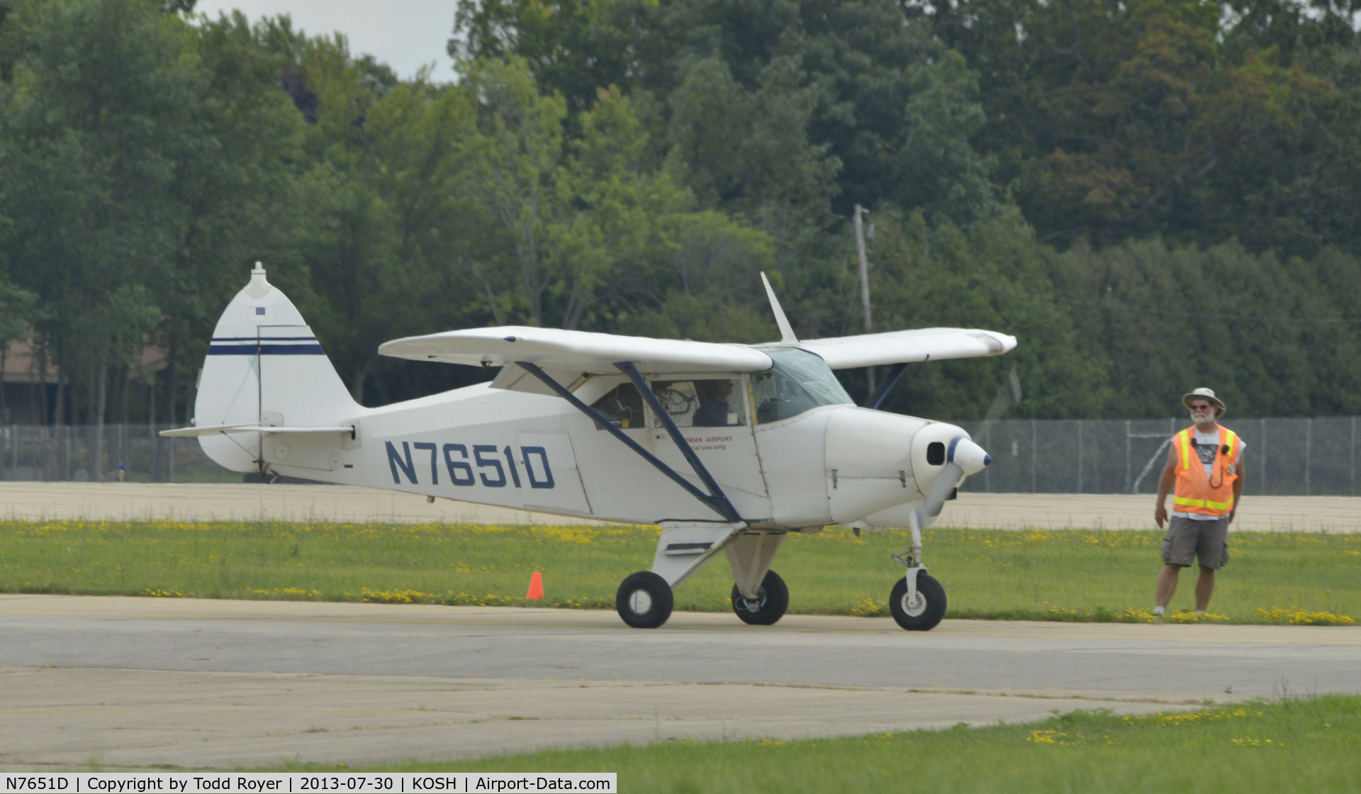 N7651D, 1957 Piper PA-22-150 Tri-Pacer C/N 22-5360, Airventure 2013