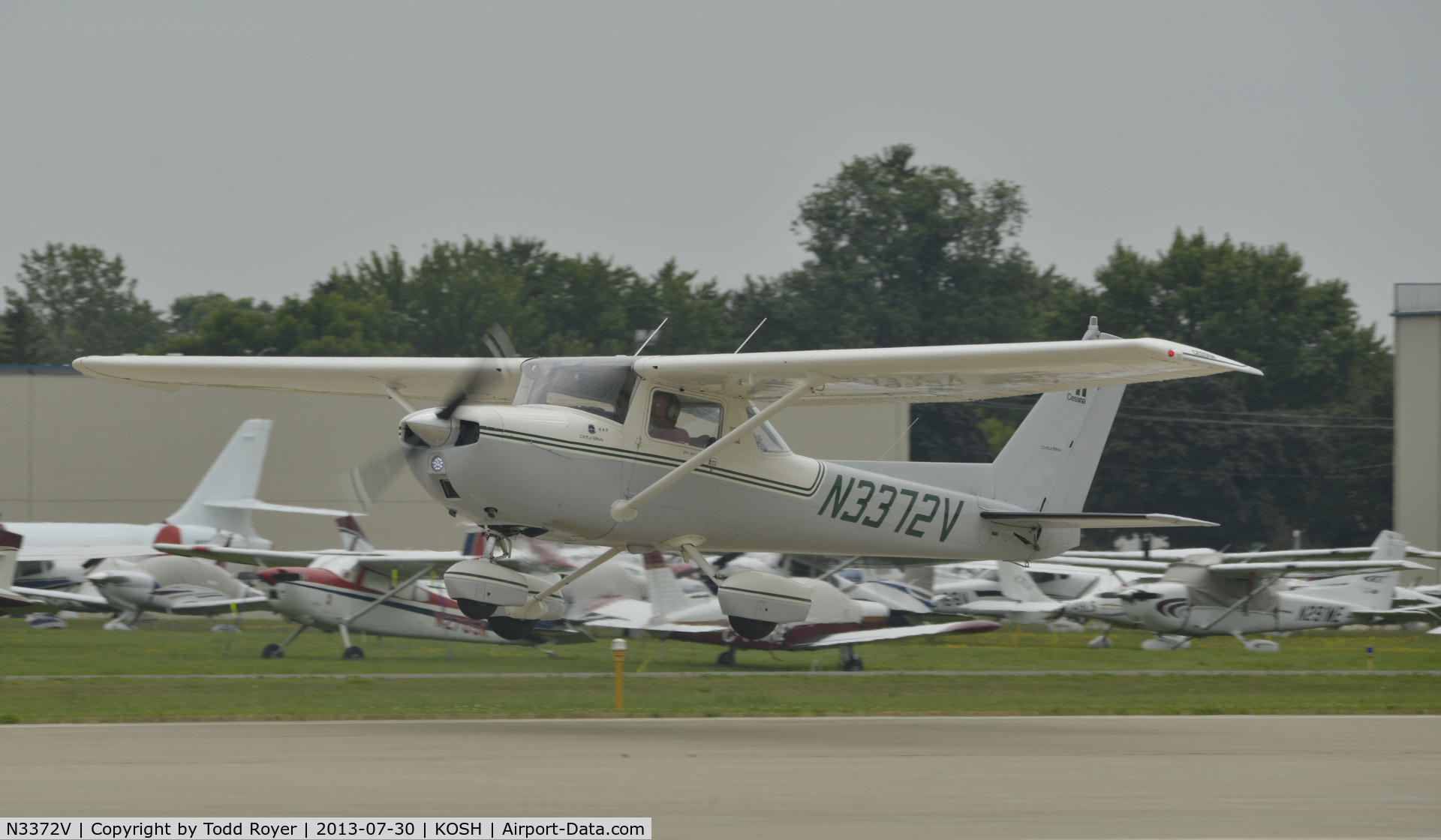 N3372V, 1974 Cessna 150M C/N 15076478, Airventure 2013