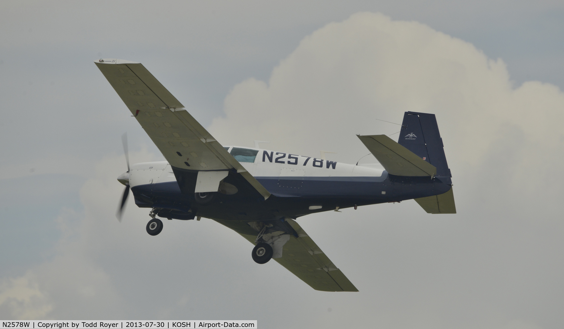 N2578W, 1965 Mooney M20C Ranger C/N 3276, Airventure 2013