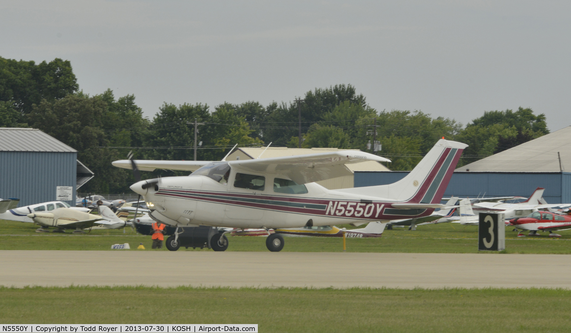 N5550Y, 1981 Cessna T210N Turbo Centurion C/N 21064245, Airventure 2013