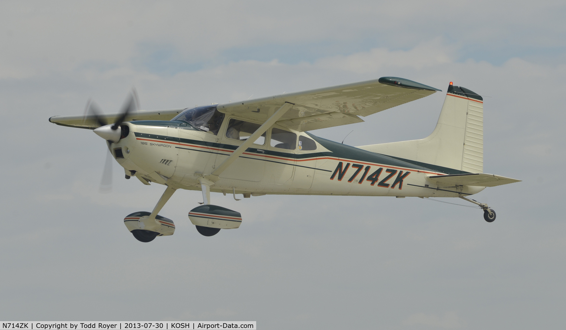 N714ZK, 1985 Cessna A185F Skywagon 185 C/N 18504440, Airventure 2013