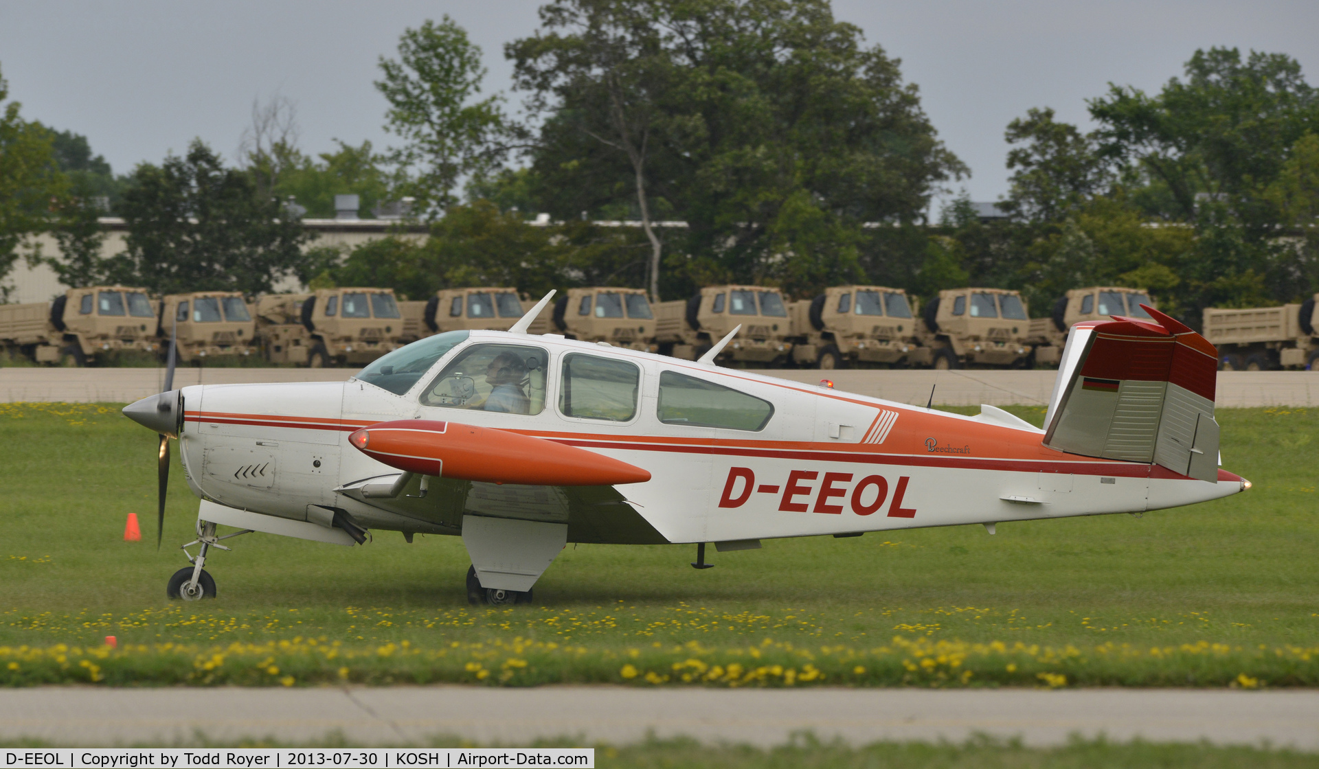 D-EEOL, Beech V35B Bonanza C/N D-9330, Airventure 2013
