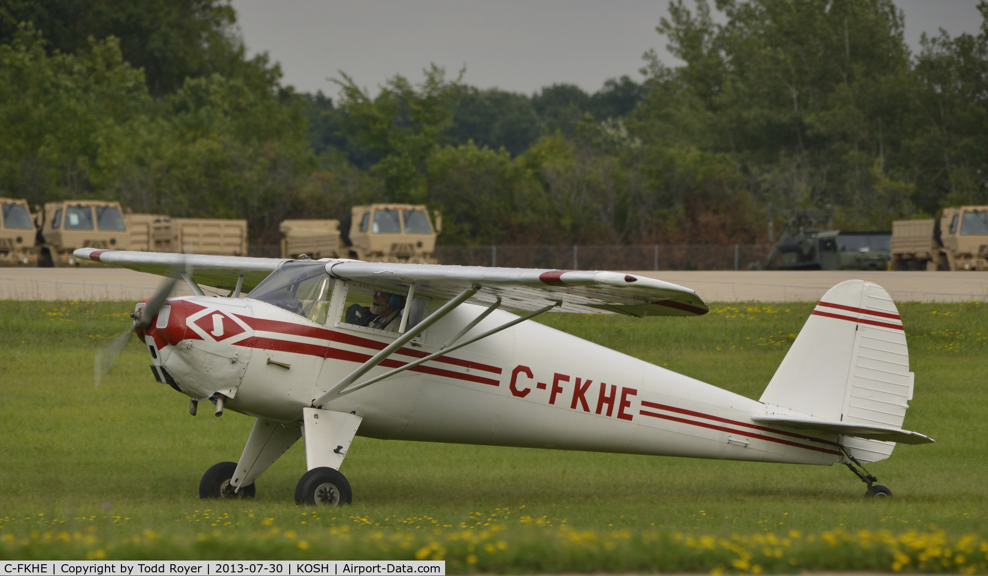 C-FKHE, 1940 Luscombe 8C Silvaire C/N 1508, Airventure 2013