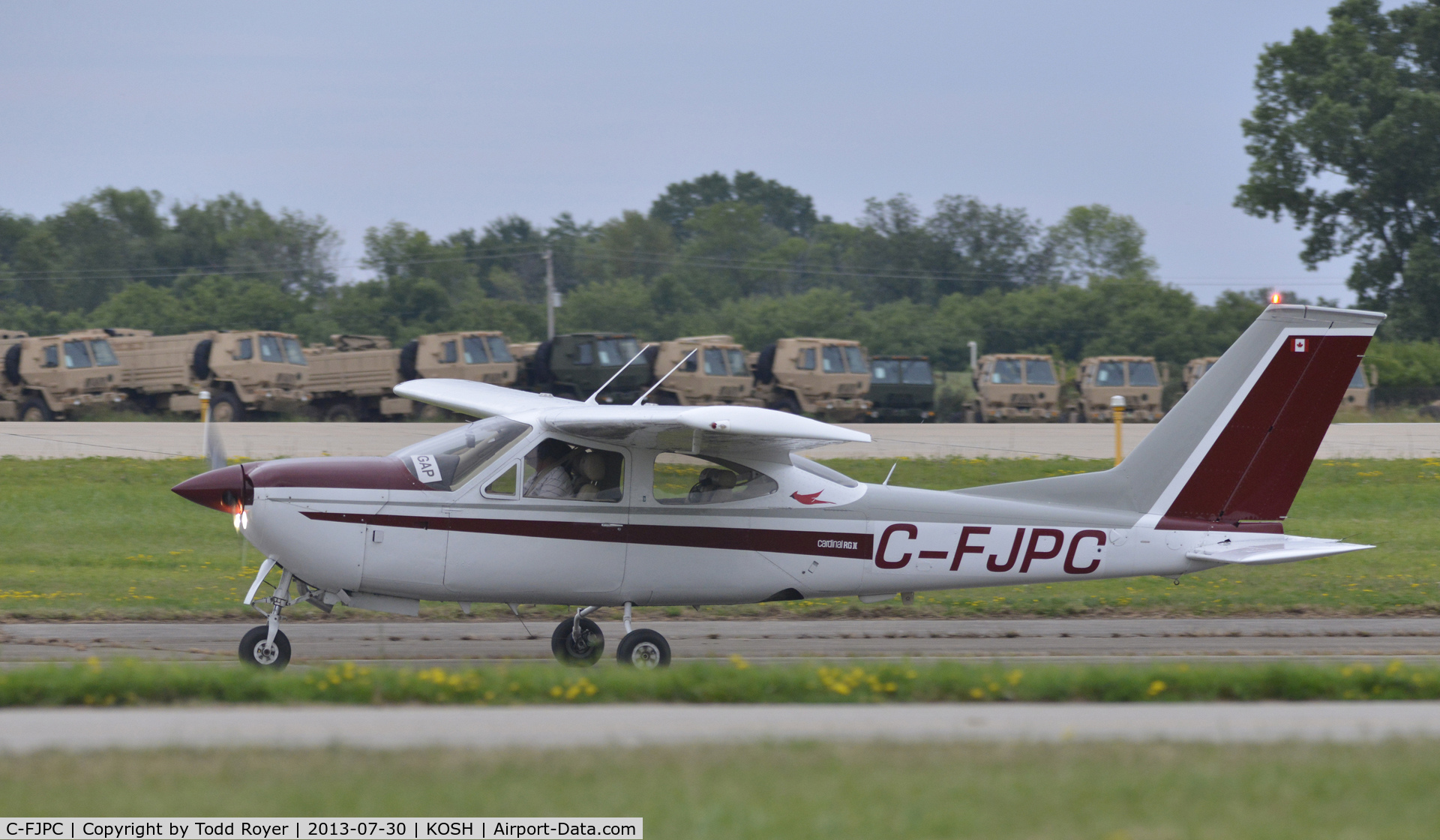 C-FJPC, 1977 Cessna 177RG Cardinal C/N 177RG1190, Airventure 2013