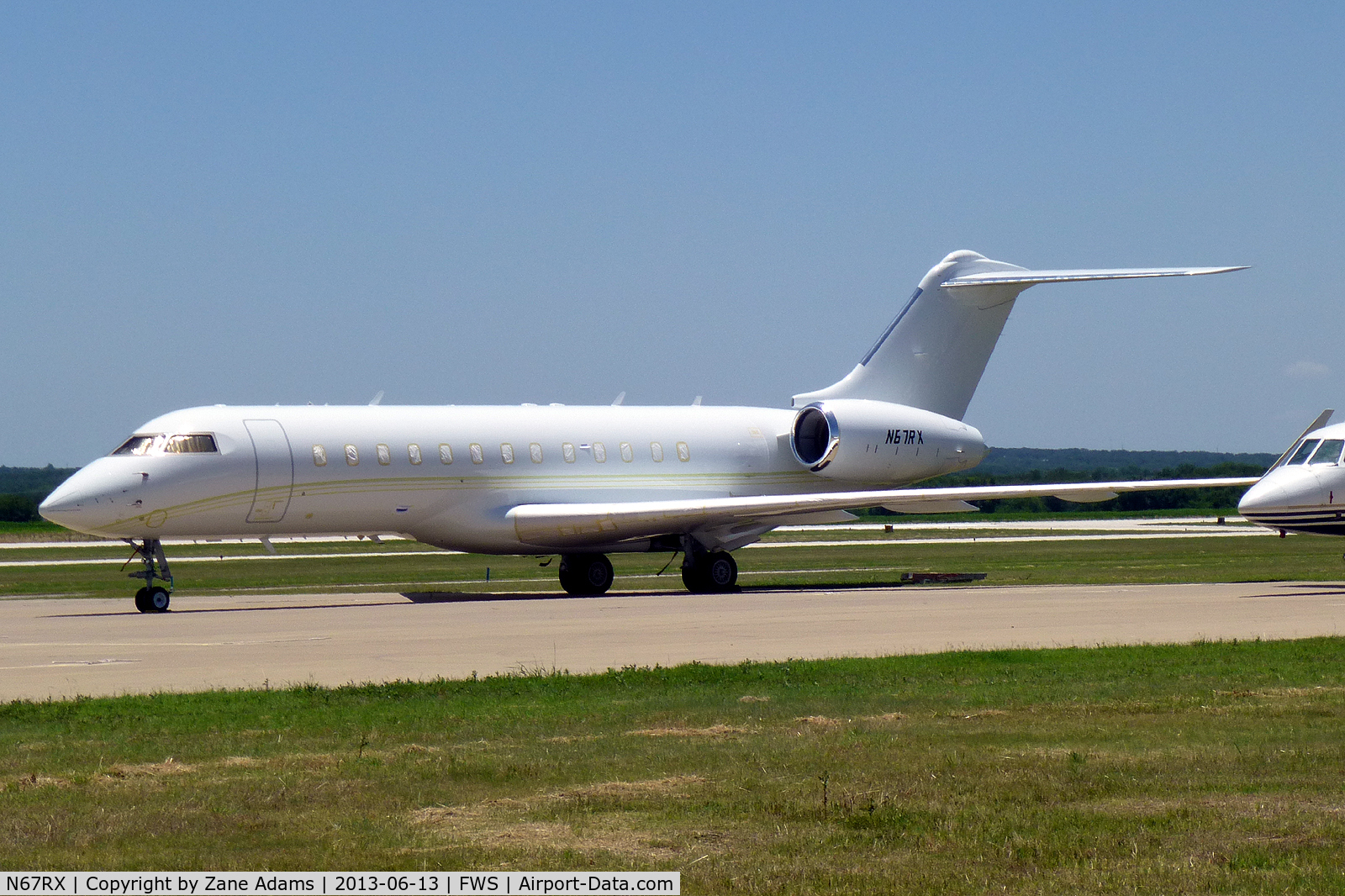N67RX, 2000 Bombardier Global Express (BD-700-1A10) C/N 9067, At Fort Worth Spinks Airport
