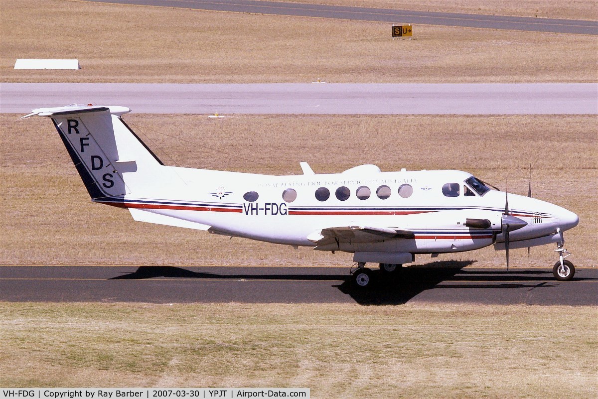 VH-FDG, 1984 Beech B200 Super King Air King Air C/N BB-1172, Beech B200 Super King Air [BB-1172] (Royal Flying Doctor Service) Perth-Jandakot~VH 30/03/2007