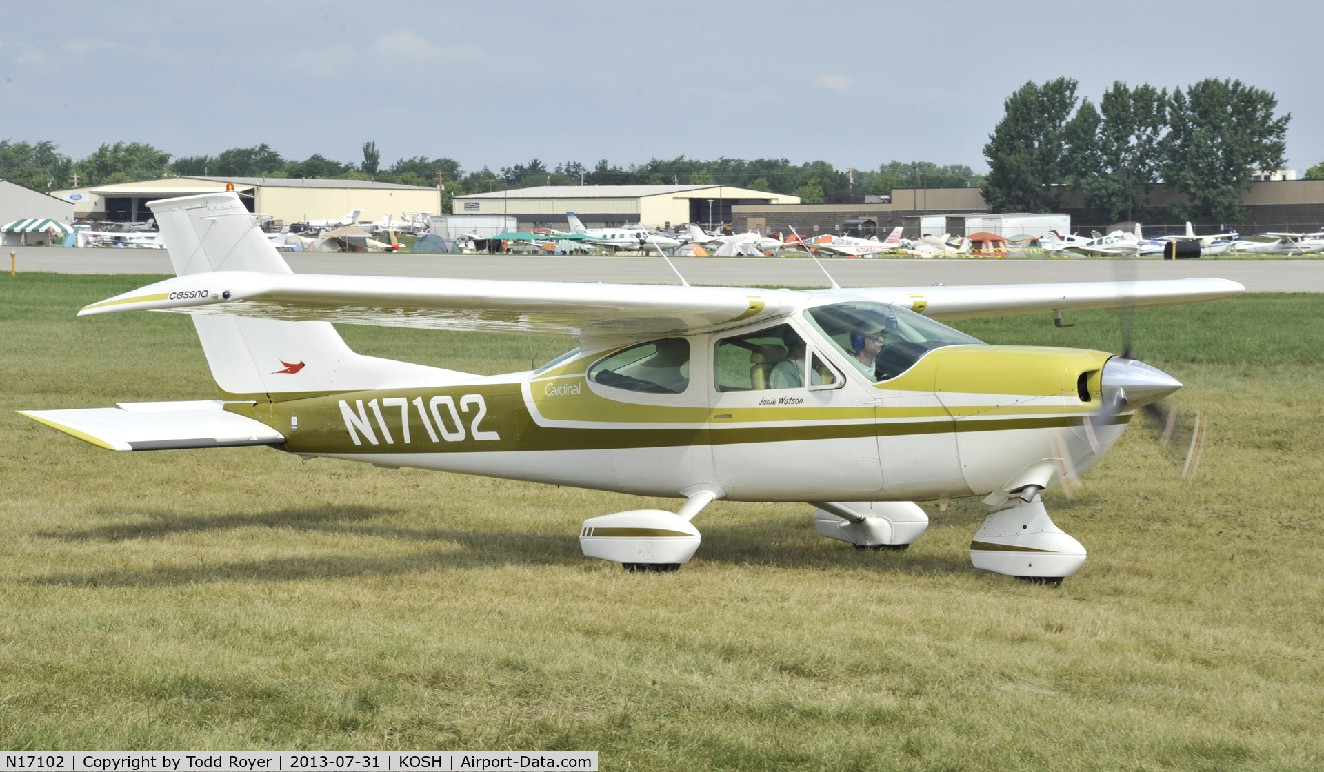 N17102, 1976 Cessna 177B Cardinal C/N 17702503, Airventure 2013