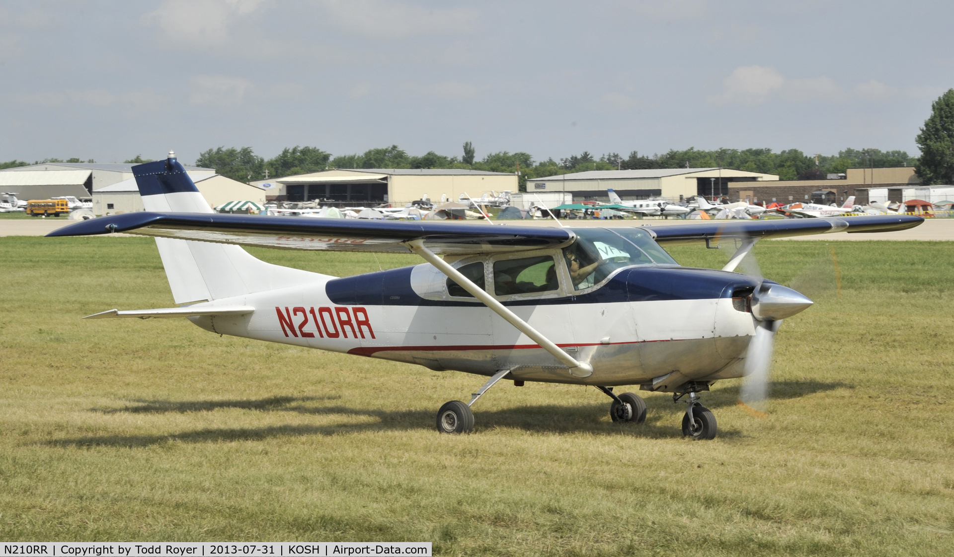 N210RR, 1960 Cessna 210 C/N 57503, Airventure 2013
