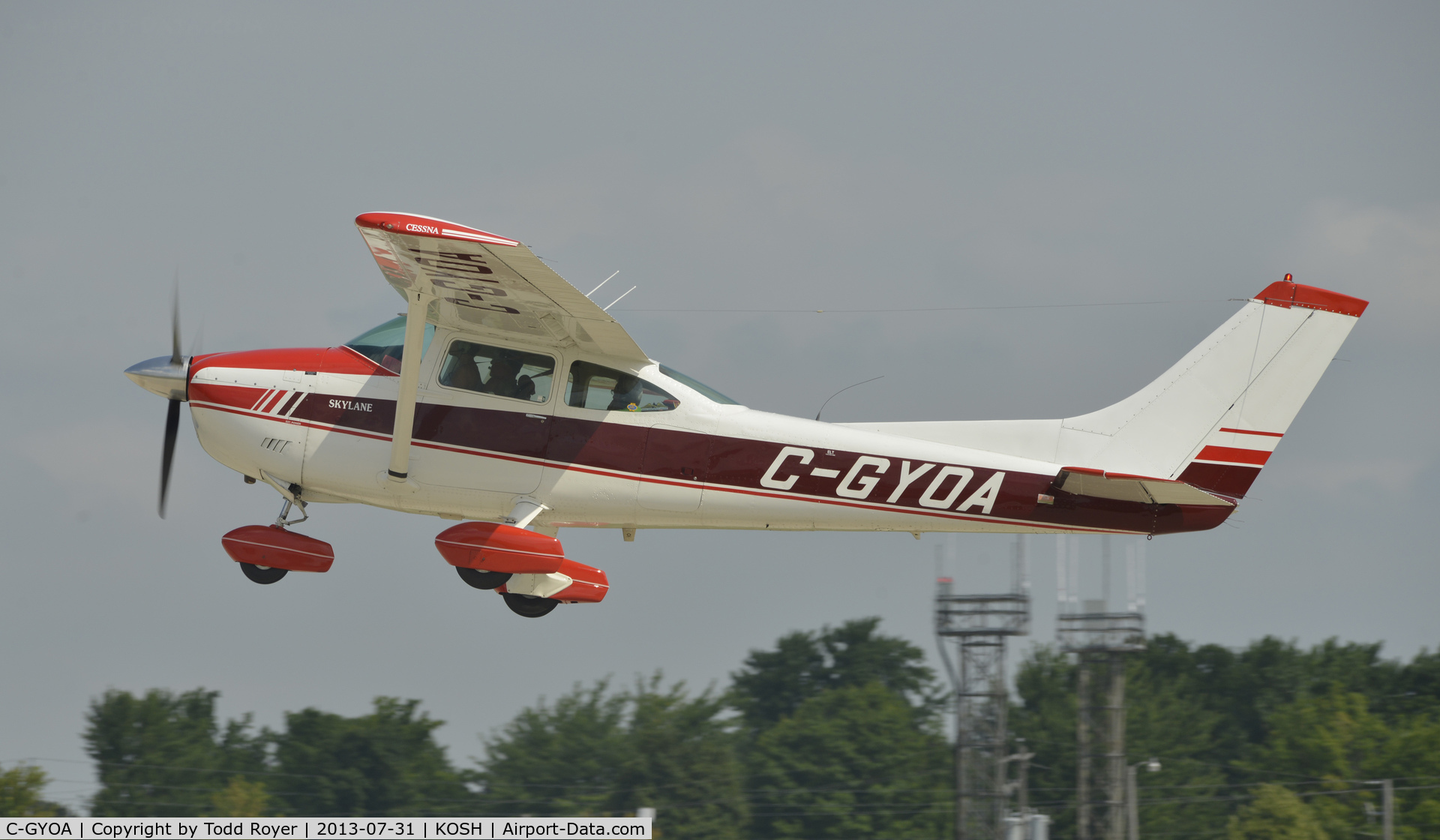 C-GYOA, 1977 Cessna 182Q Skylane C/N 18265369, Airventure 2013