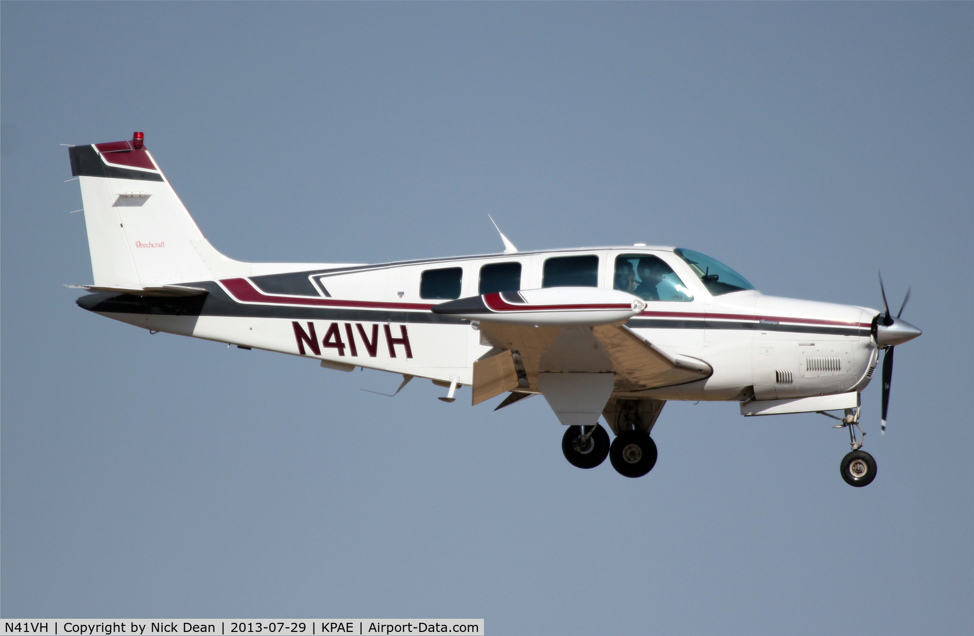 N41VH, 1993 Beech A36 Bonanza 36 C/N E-2832, KPAE/PAE