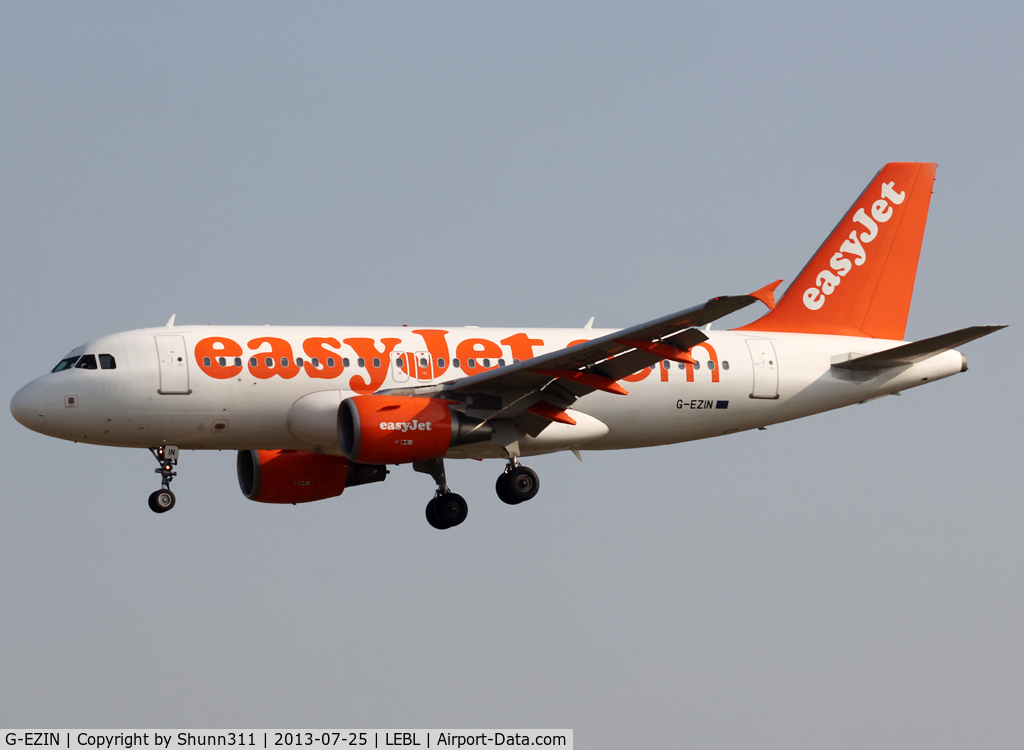 G-EZIN, 2005 Airbus A319-111 C/N 2503, Landing rwy 25R with 'Come on, Let's fly' titles removed