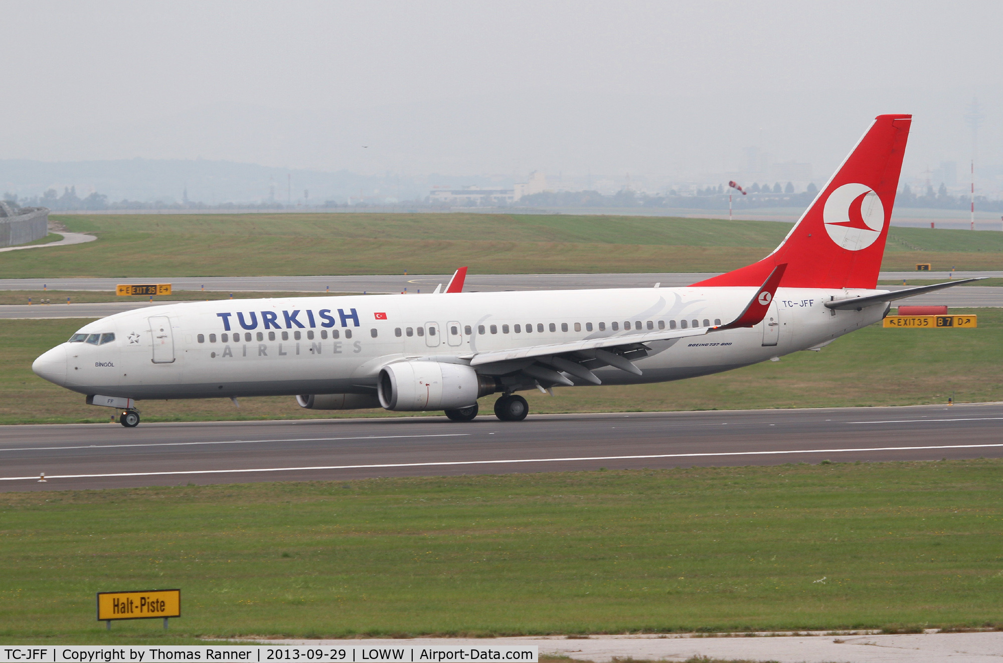 TC-JFF, 1998 Boeing 737-8F2 C/N 29768, Turkish B737