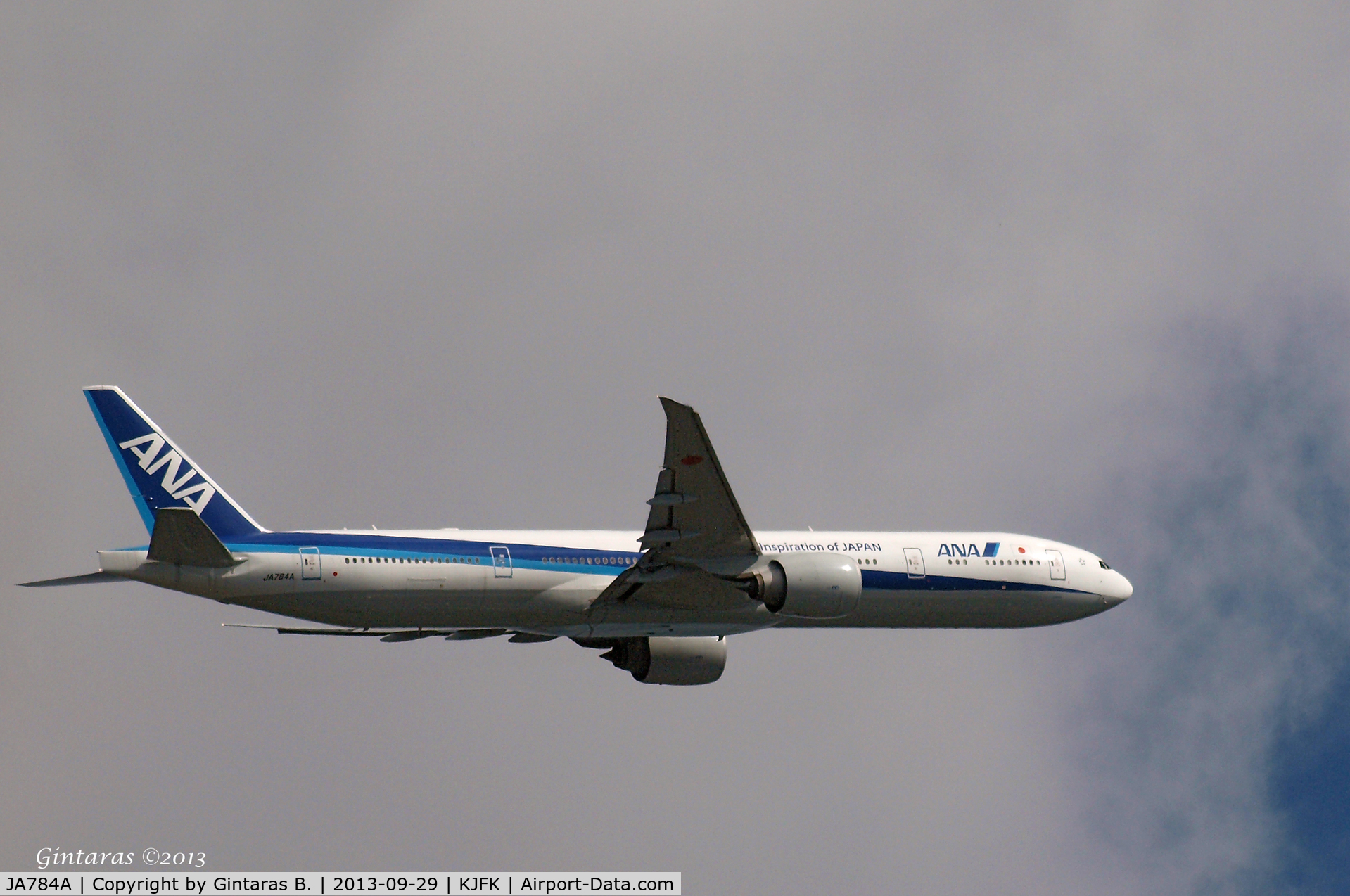 JA784A, 2009 Boeing 777-381/ER C/N 37950, After Take-off from JFK, 13R