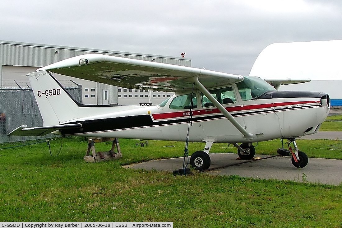 C-GSDD, 1983 Cessna 172Q Cutlass C/N 17275999, Cessna 172P Skyhawk [172-75999] Les Cedres~C 18/06/2005