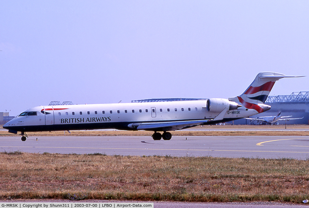 G-MRSK, 2001 Canadair CRJ-700 (CL-600-2C10) Regional Jet C/N 10028, Taxiing to the Terminal...