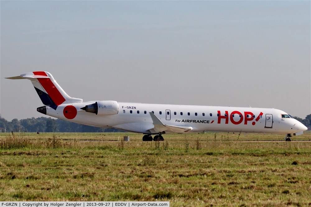 F-GRZN, 2007 Canadair CRJ-700 (CL-600-2C10) Regional Jet C/N 10264, Arrival from CDG.....