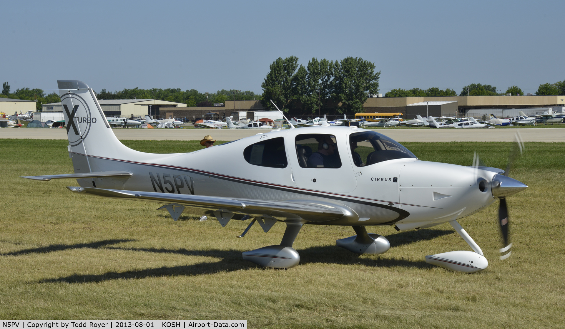 N5PV, Cirrus SR22X Turbo C/N 3469, Airventure 2013