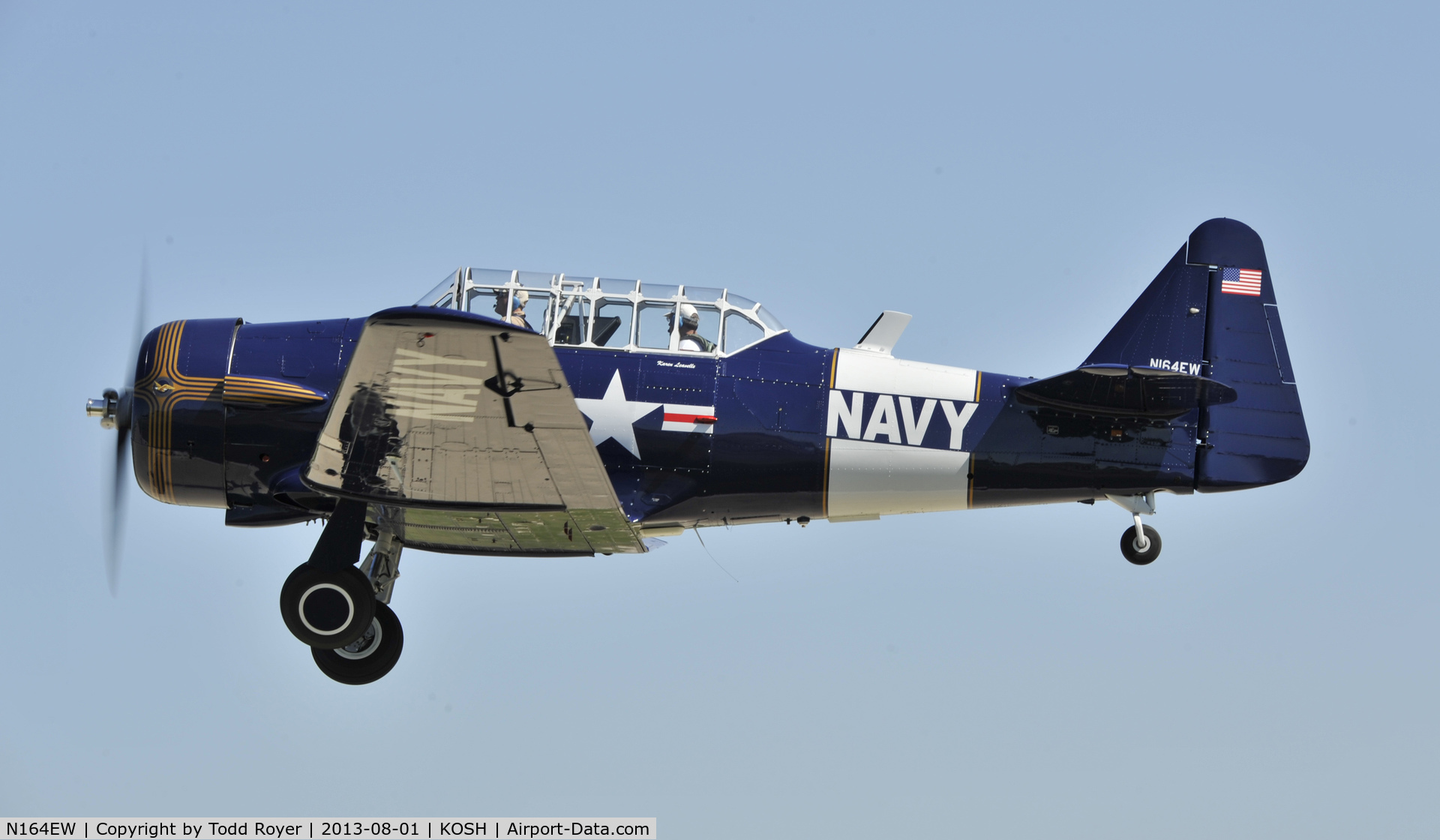 N164EW, 1943 North American AT-6C Texan C/N 88-14371, Airventure 2013