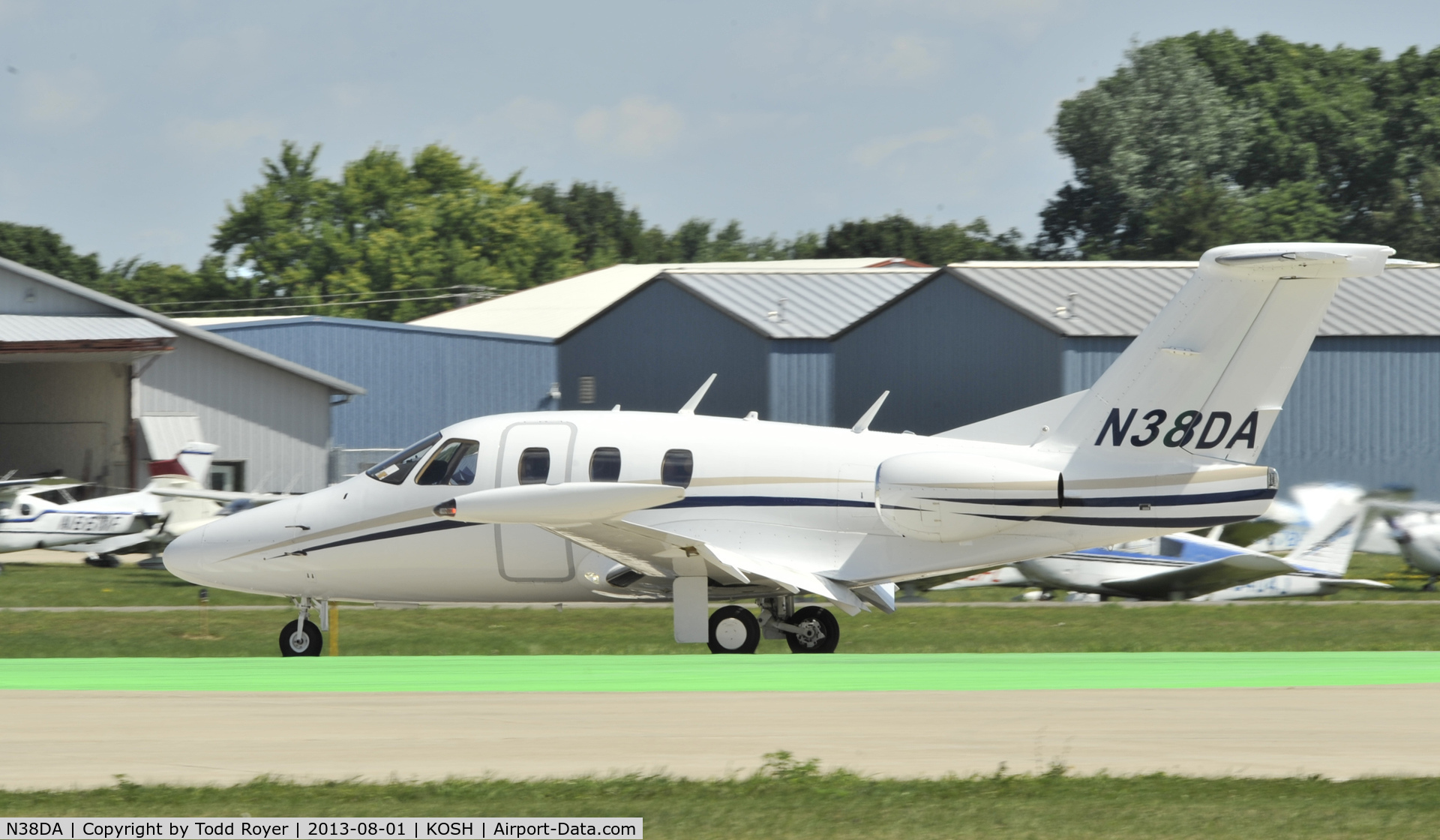 N38DA, 2007 Eclipse Aviation Corp EA500 C/N 000083, Airventure 2013
