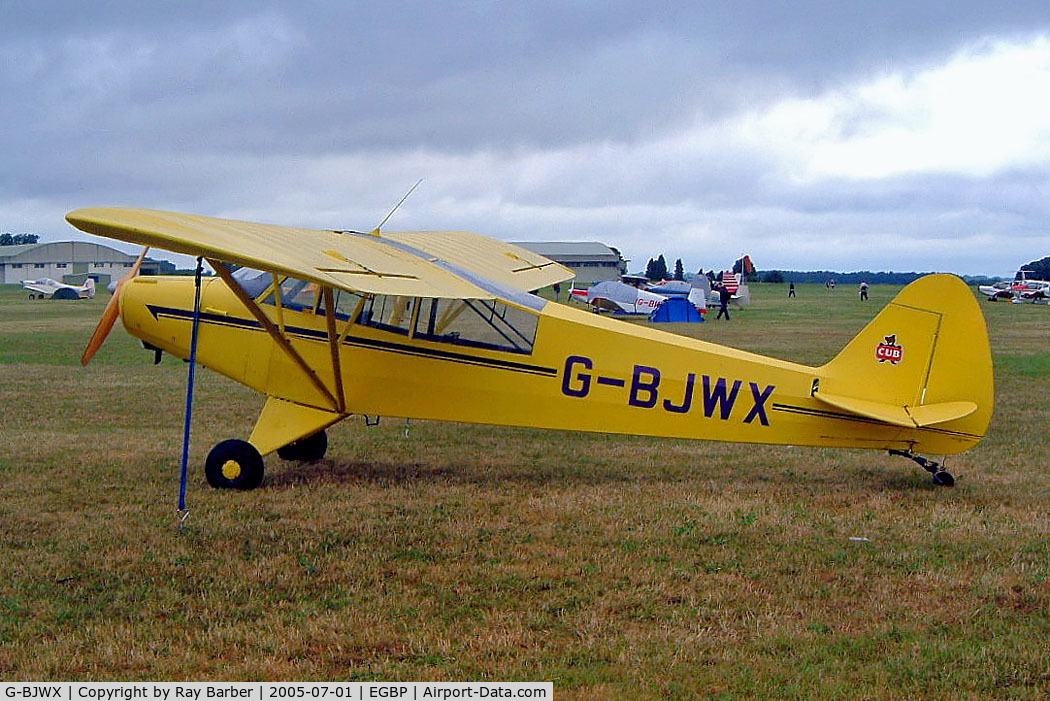 G-BJWX, 1952 Piper L-18C Super Cub C/N 18-1985, Piper L-18C-95 Super Cub [18-1985] Kemble~G 02/07/2005