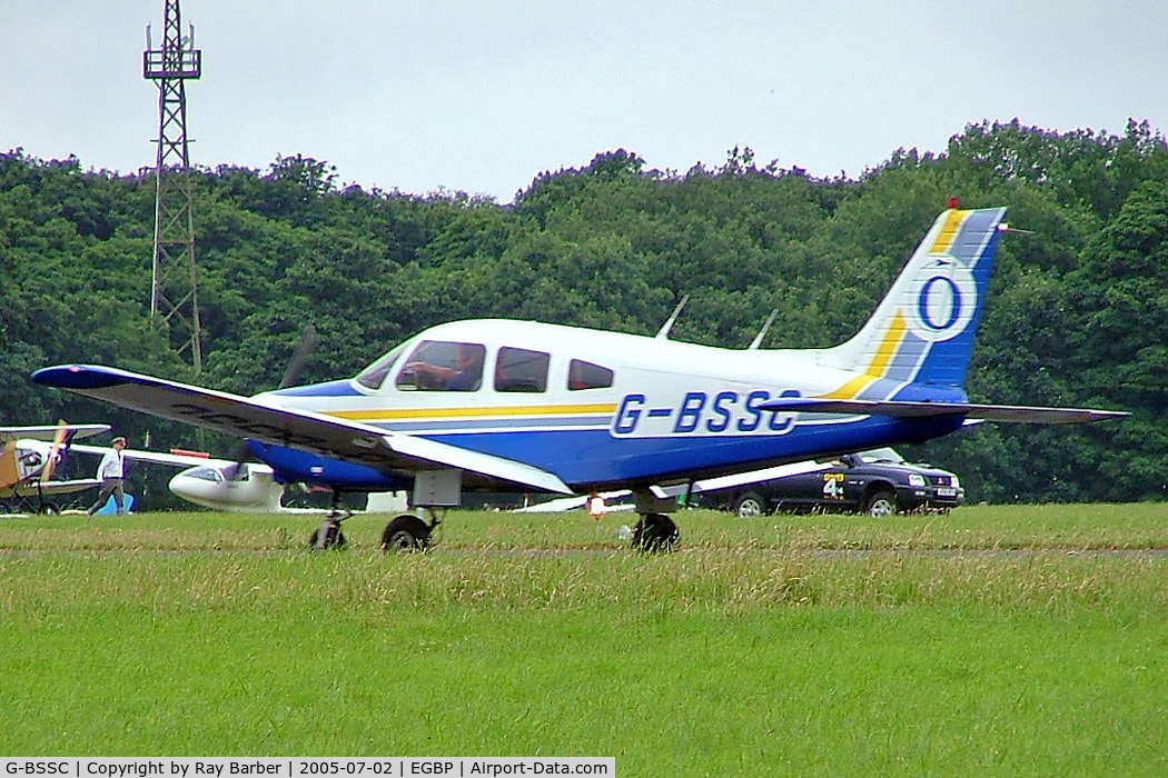 G-BSSC, 1982 Piper PA-28-161 Warrior ll C/N 28-8216176, Piper PA-28-161 Warrior II [28-8216176] Kemble~G 02/07/2005