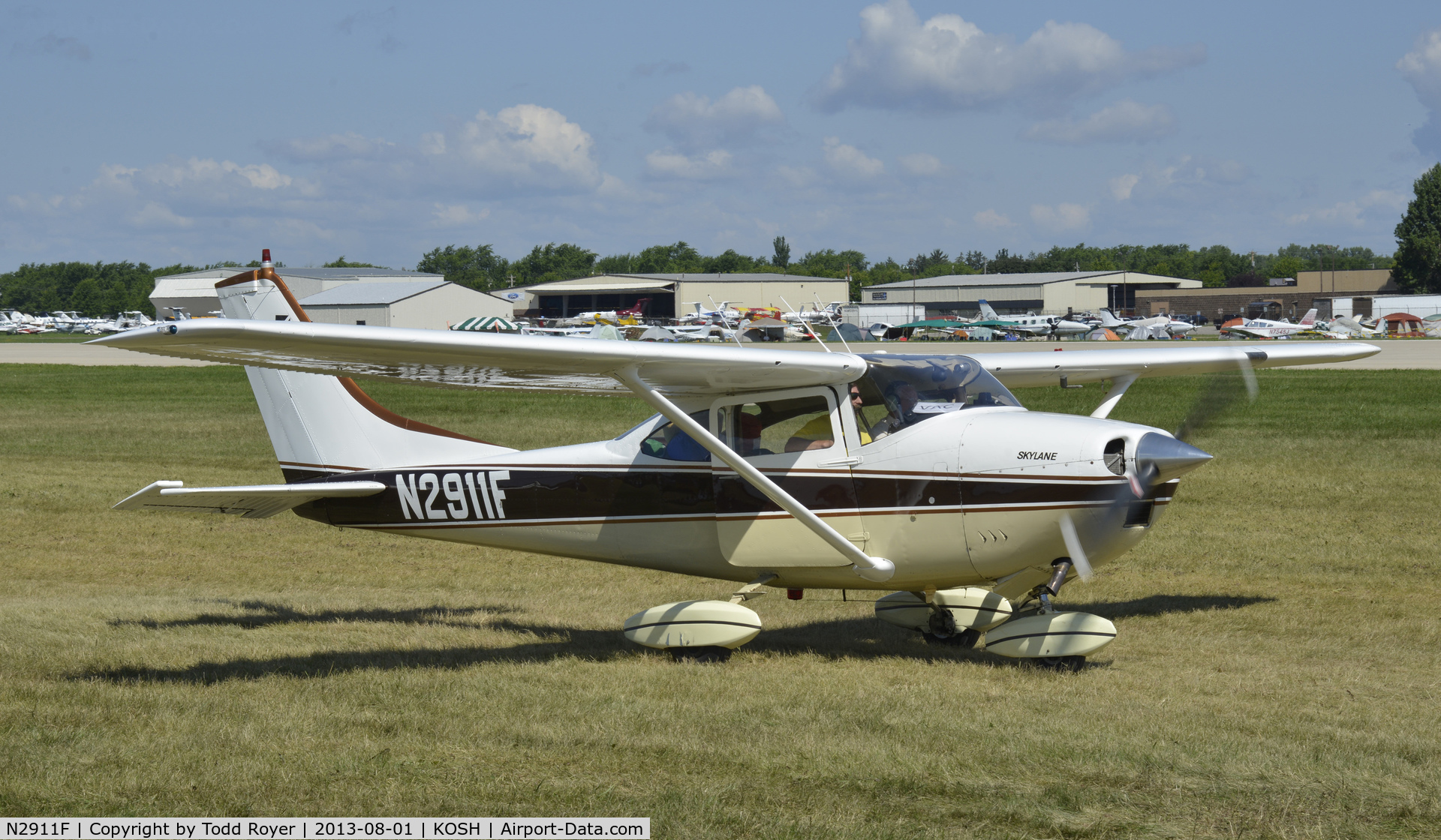 N2911F, 1966 Cessna 182J Skylane C/N 18257011, Airventure 2013