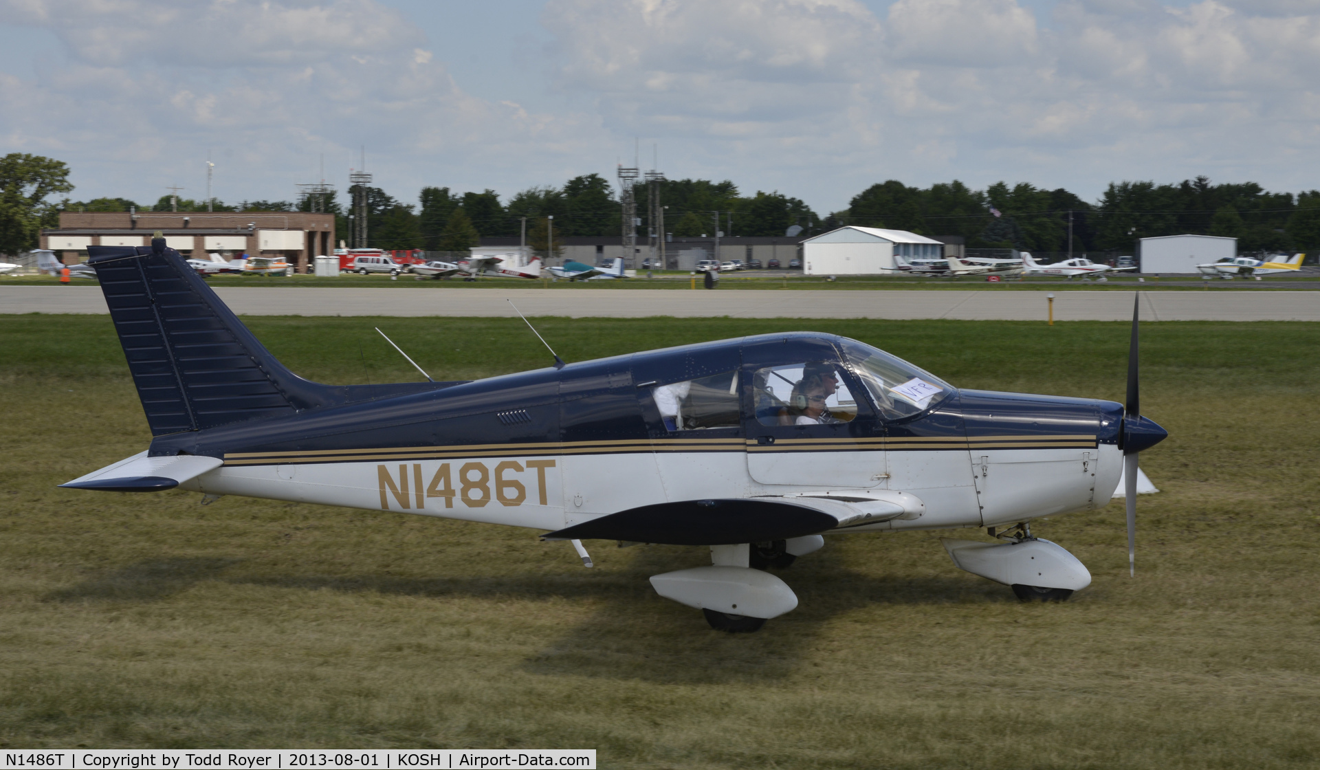 N1486T, 1972 Piper PA-28-140 C/N 28-7225533, Airventure 2013