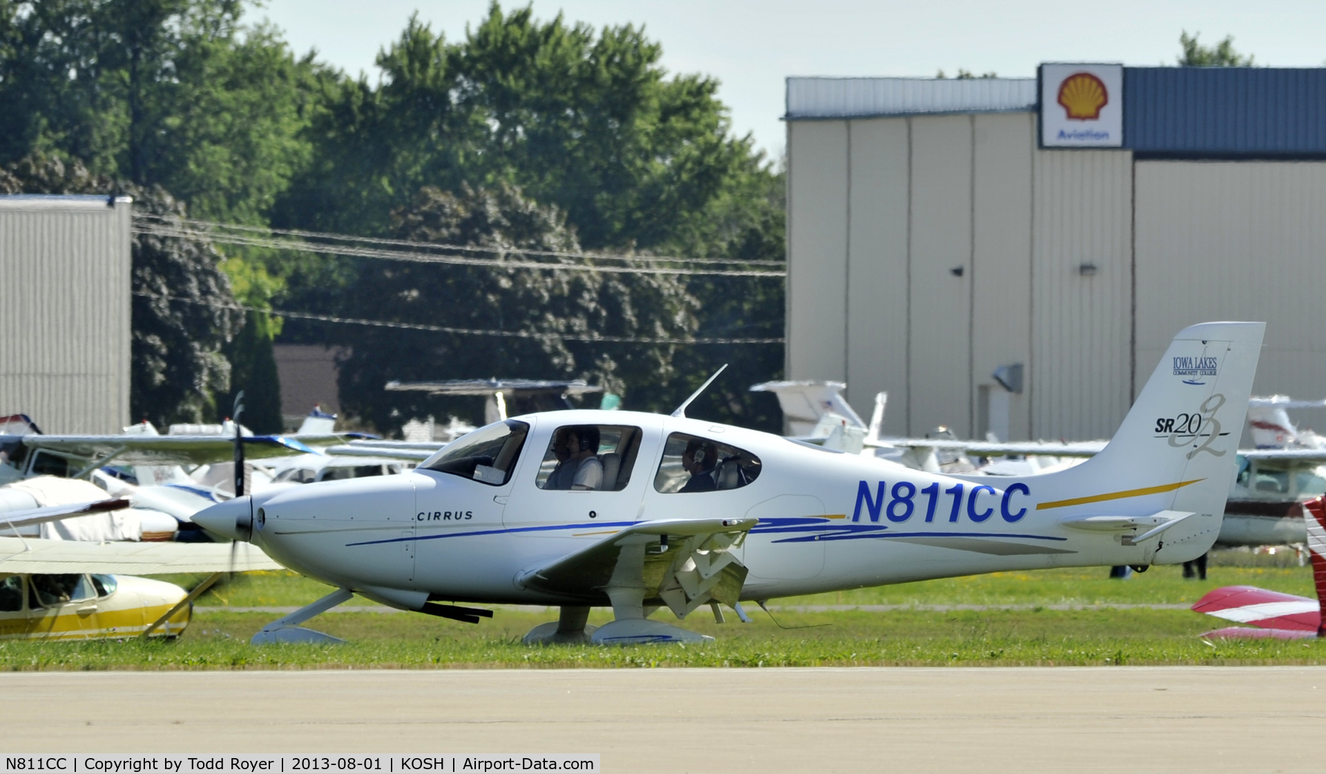 N811CC, 2005 Cirrus SR20 C/N 1534, Airventure 2013
