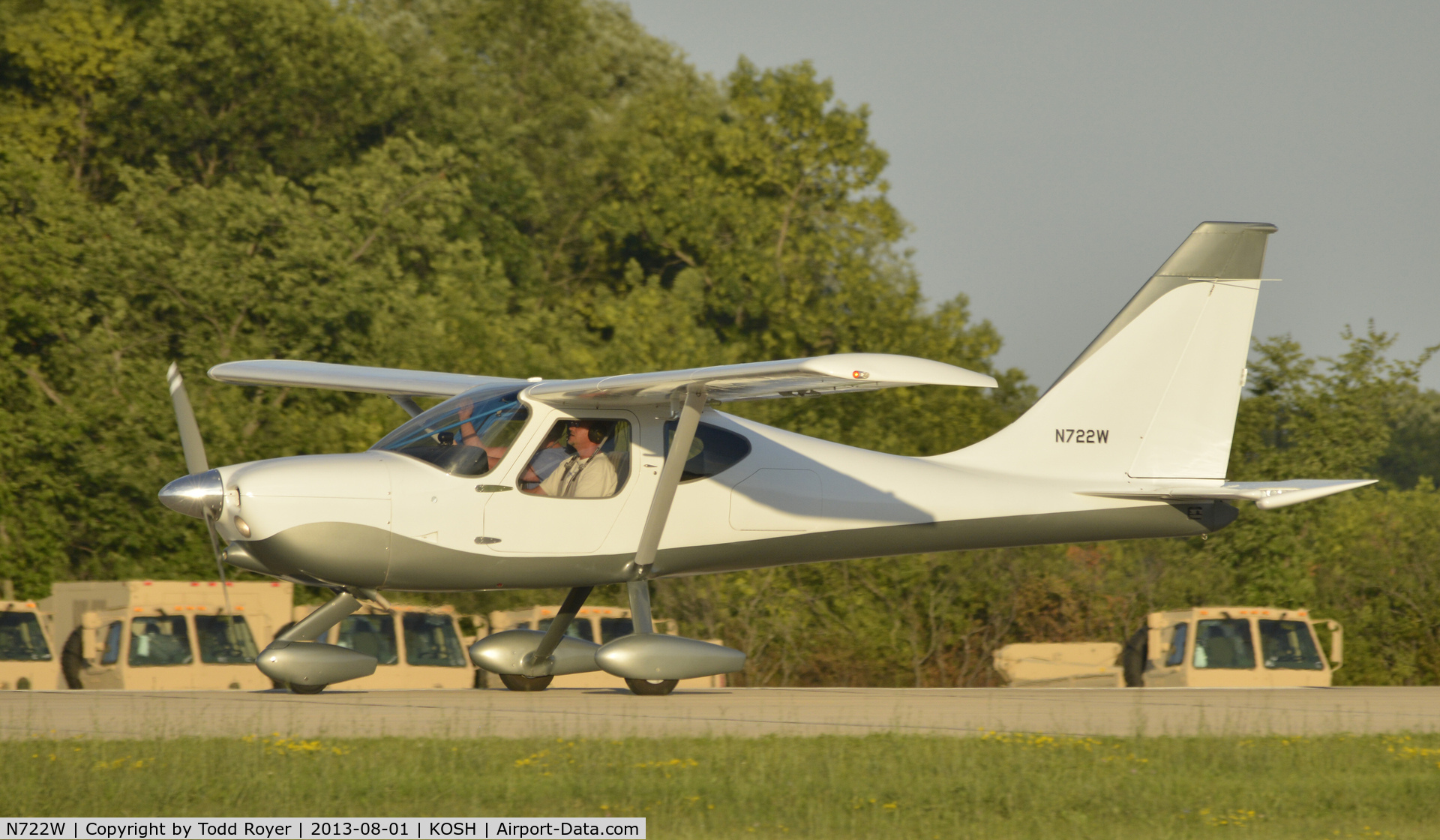 N722W, 2005 Stoddard-Hamilton Glastar C/N 5207, Airventure 2013